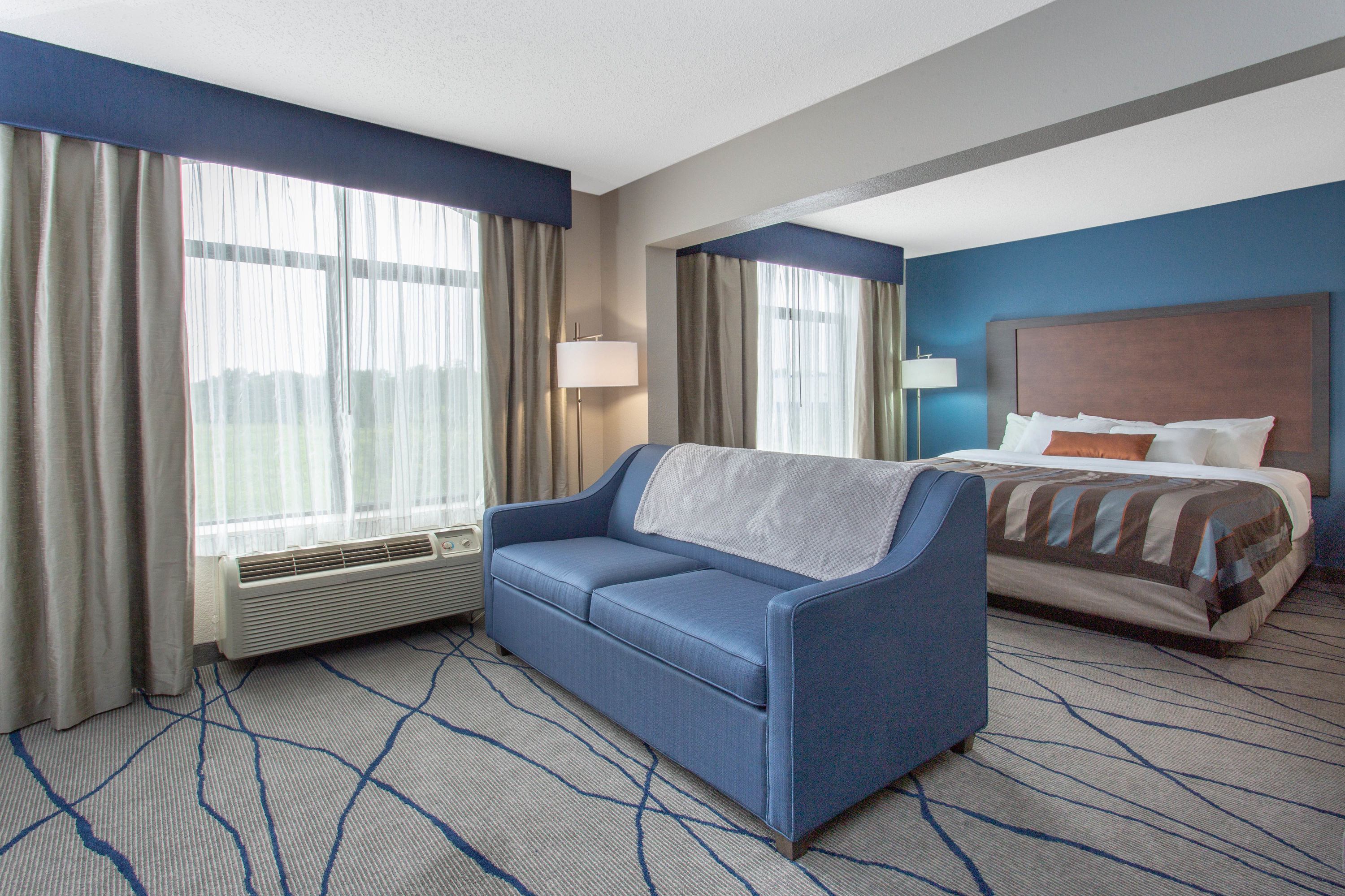 Wingate by Wyndham Indianapolis Airport Plainfield suite in Plainfield, Indiana