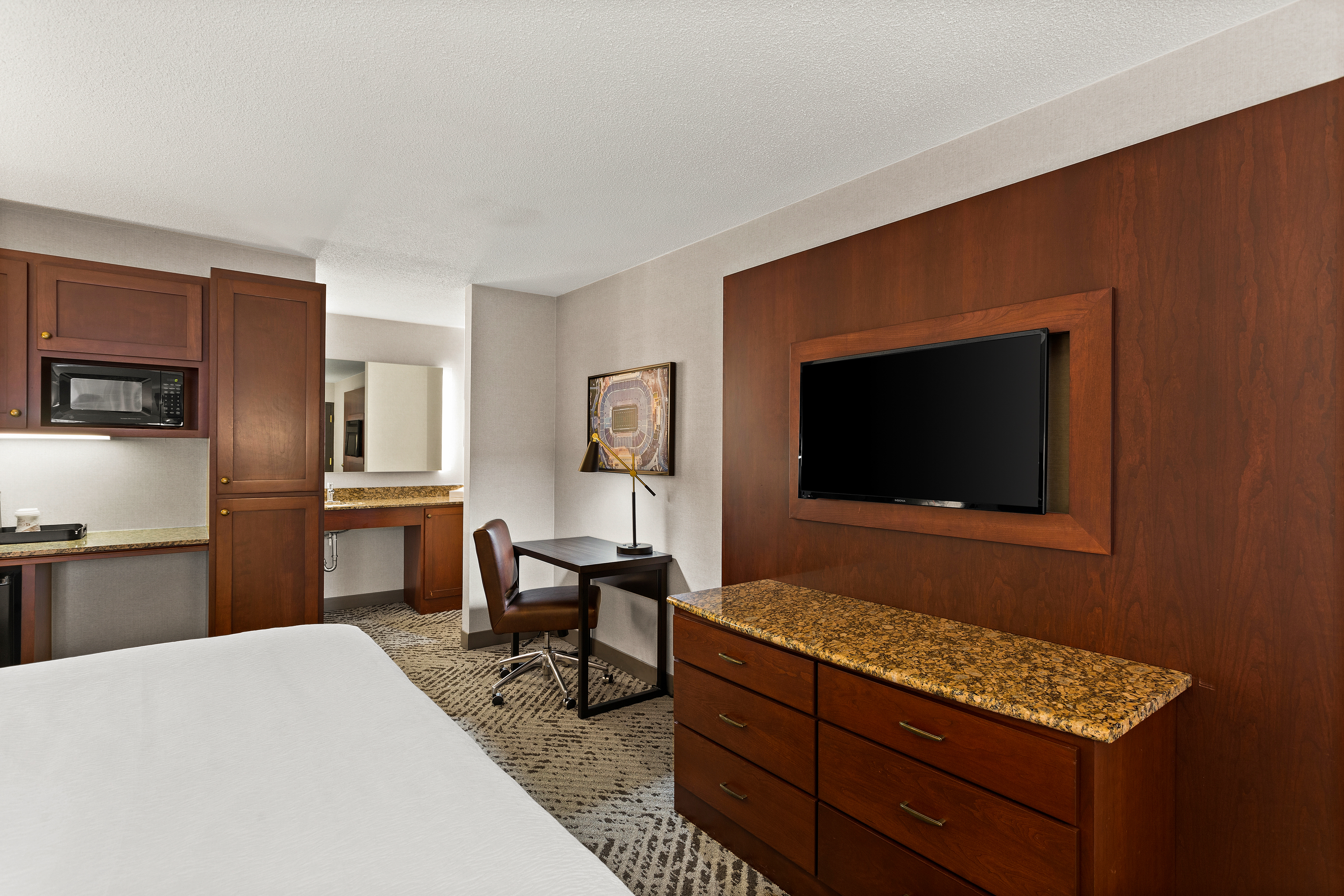 Guest room at the Wingate by Wyndham South Bend/Notre Dame in South Bend, Indiana