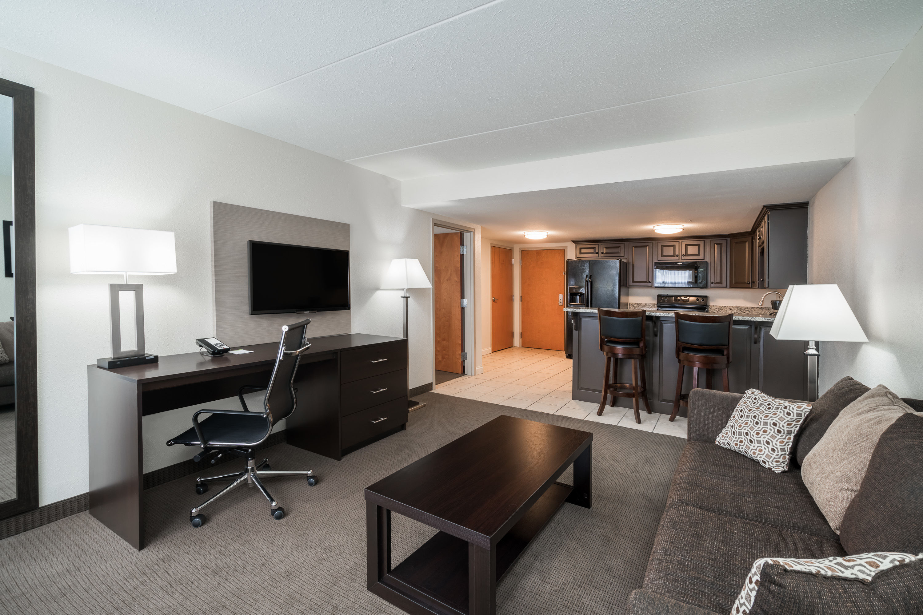 Wingate by Wyndham Bowling Green suite in Bowling Green, Kentucky