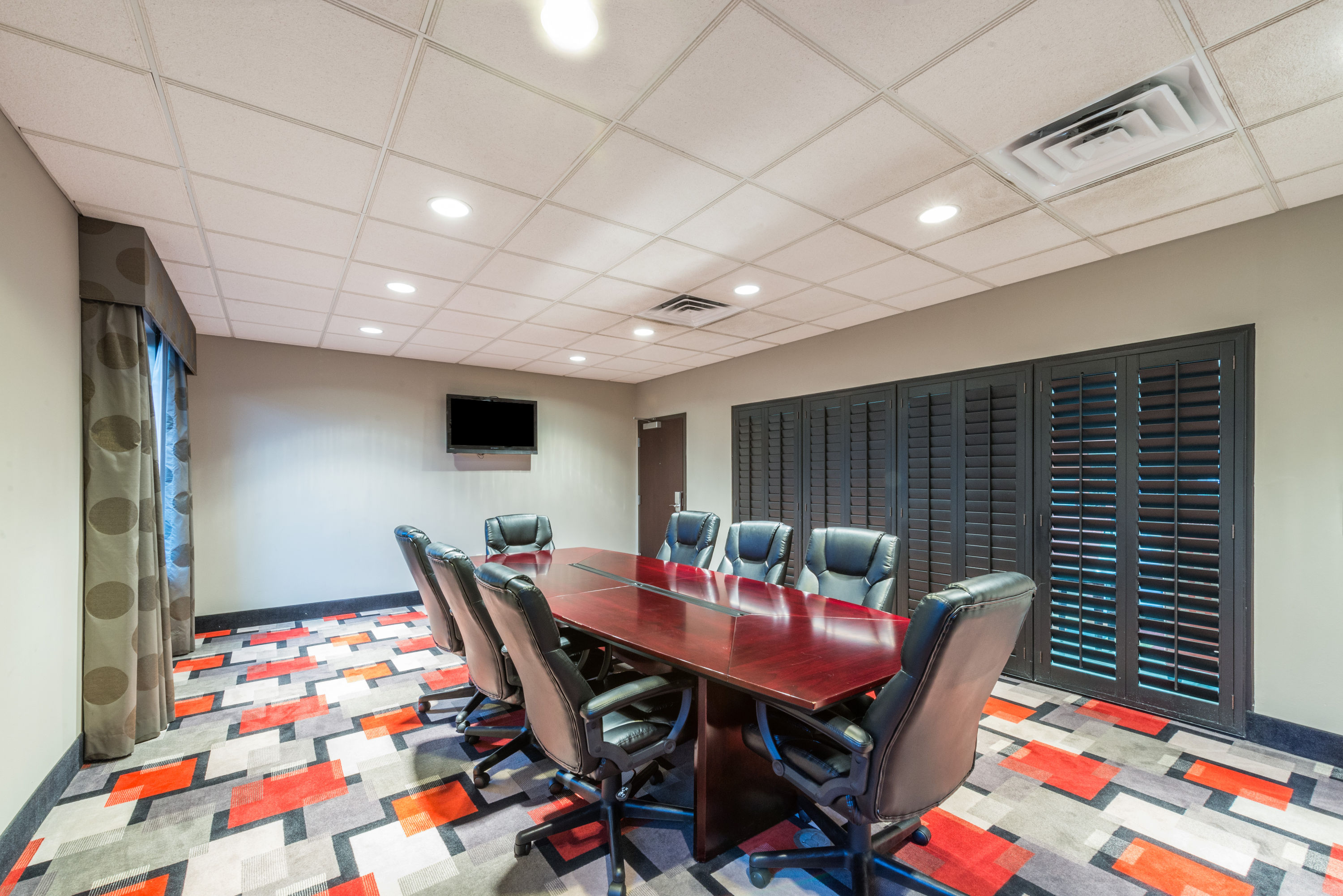 Meeting room at Wingate by Wyndham Lake Charles Casino Area in Lake Charles, Louisiana
