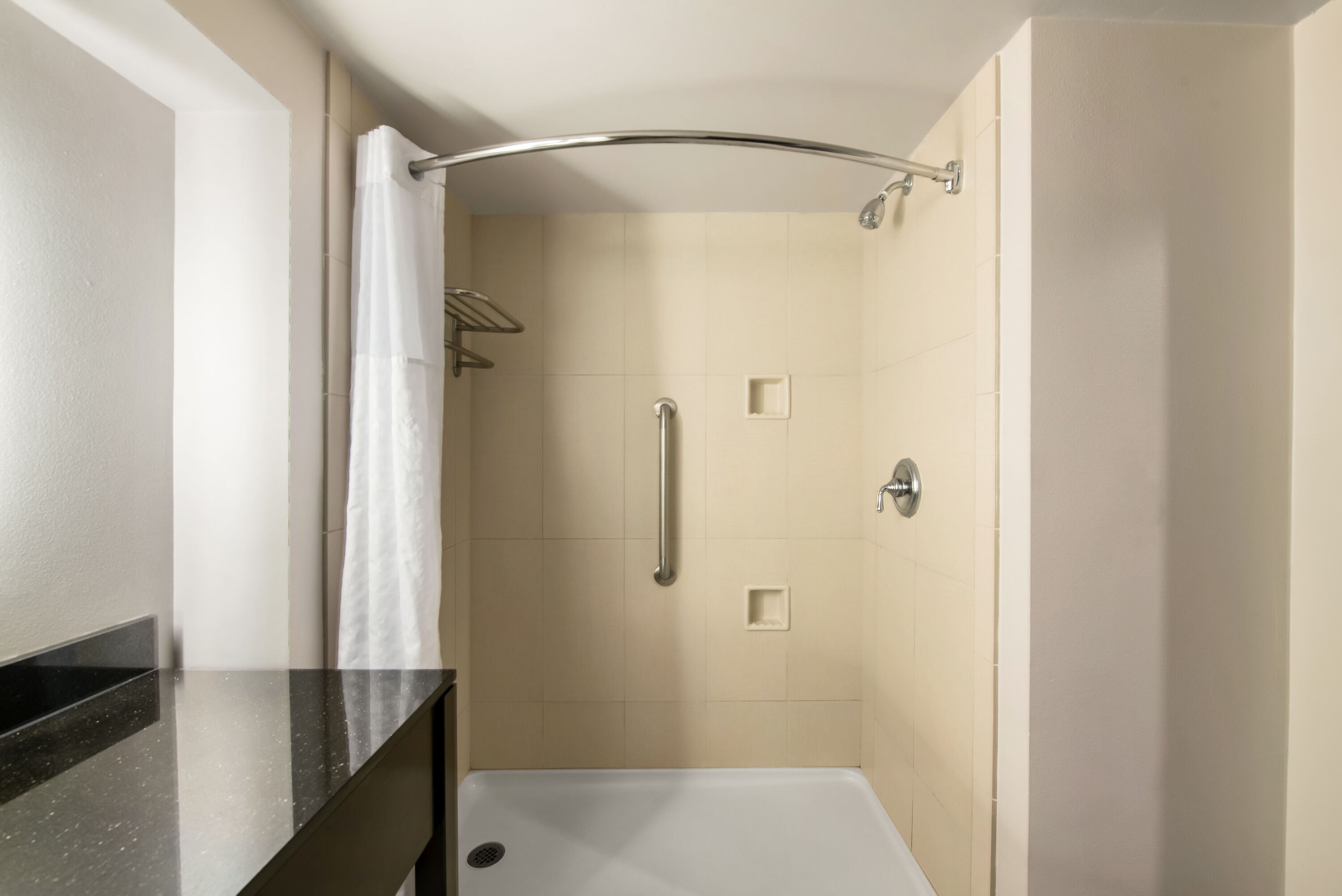 Guest room bath at the Wingate by Wyndham Slidell/New Orleans East Area in Slidell, Louisiana