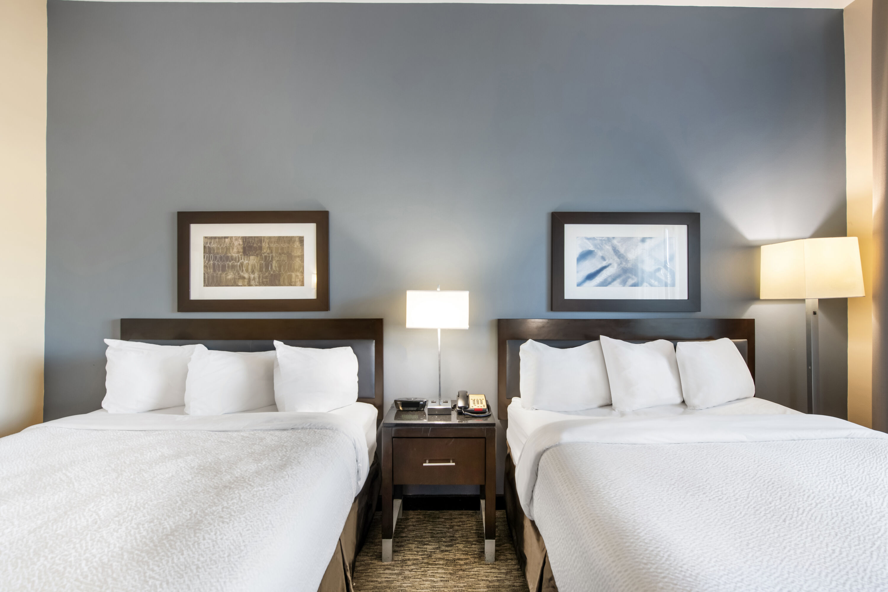 Queen bed guest room at the Wingate by Wyndham Slidell/New Orleans East Area in Slidell, Louisiana