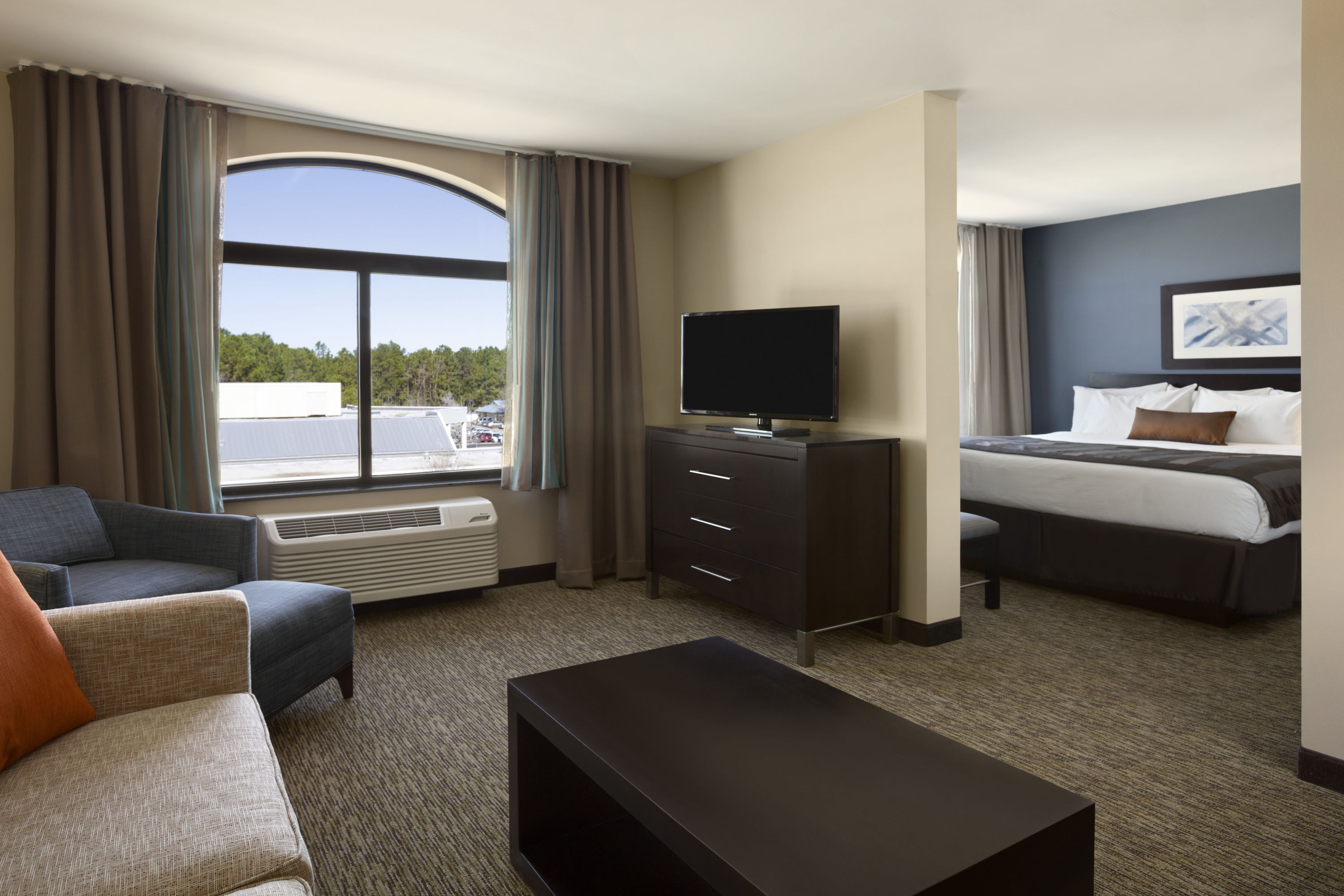 Wingate by Wyndham Slidell/New Orleans East Area suite in Slidell, Louisiana