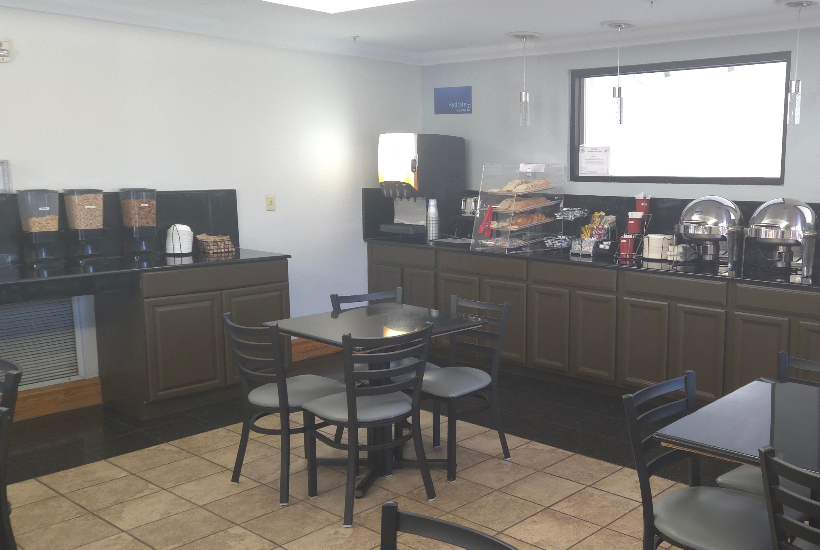 Free breakfast at Wingate by Wyndham North East in North East, Maryland