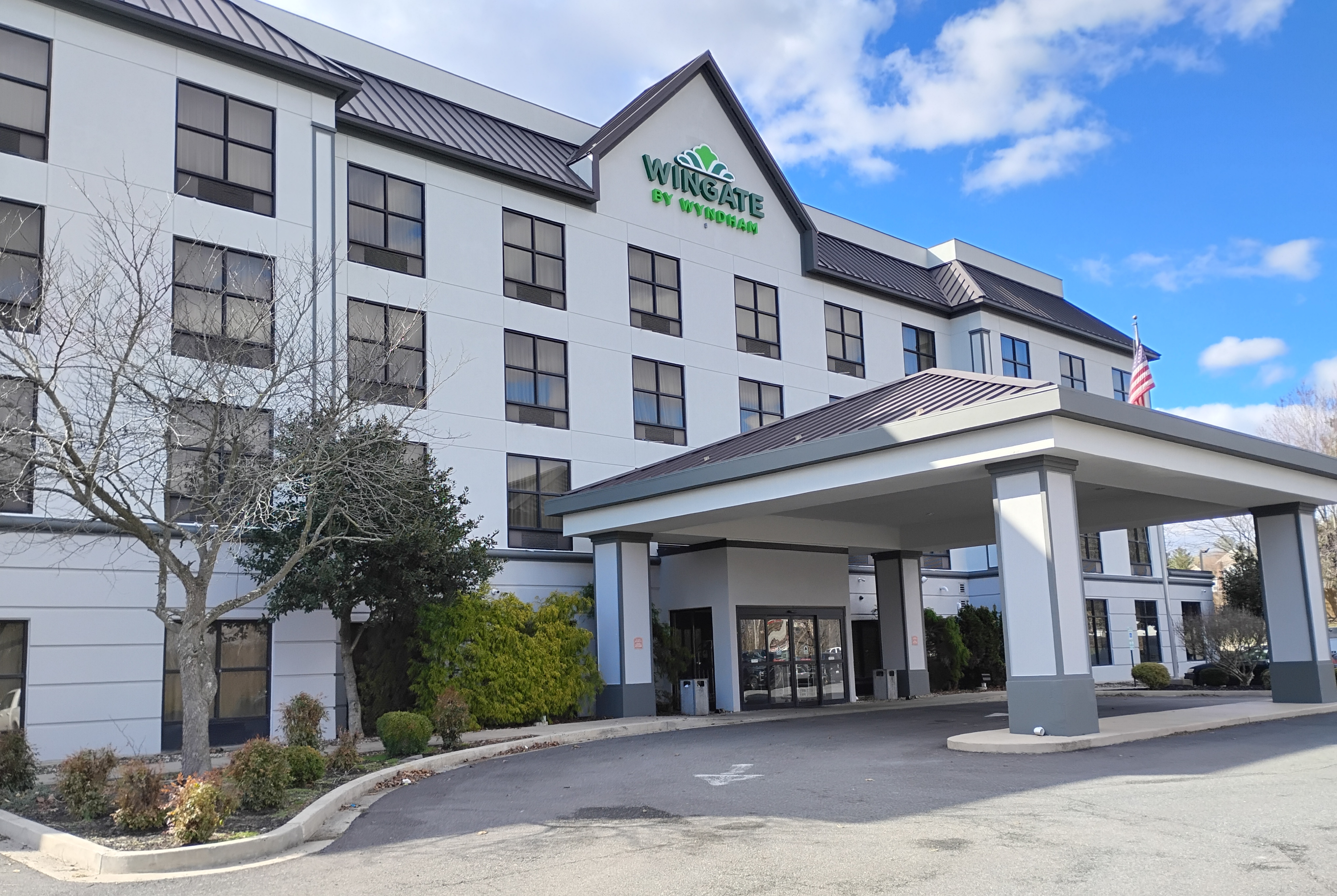 Exterior of Wingate by Wyndham North East hotel in North East, Maryland