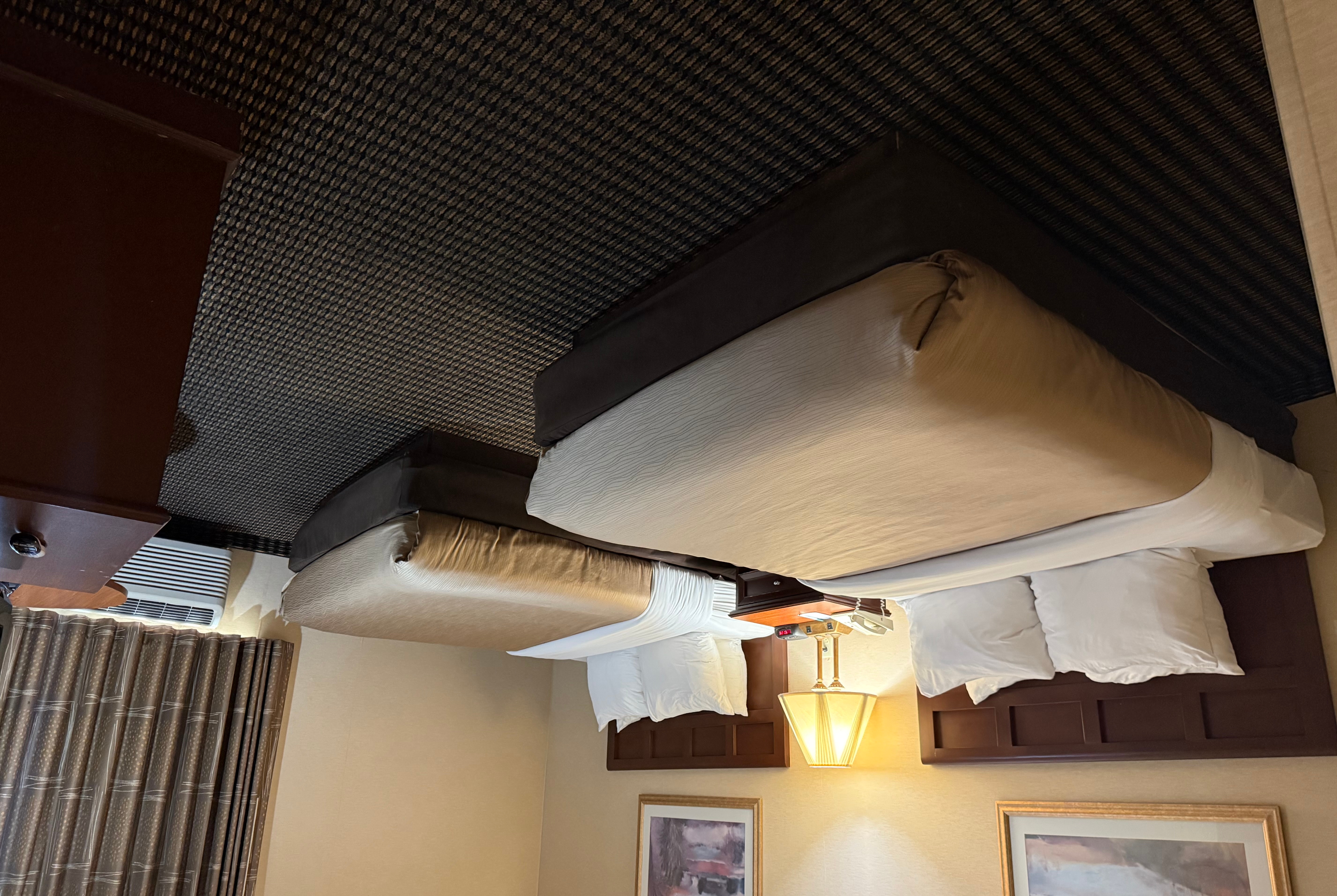 Guest room at the Wingate by Wyndham Livonia in Livonia, Michigan