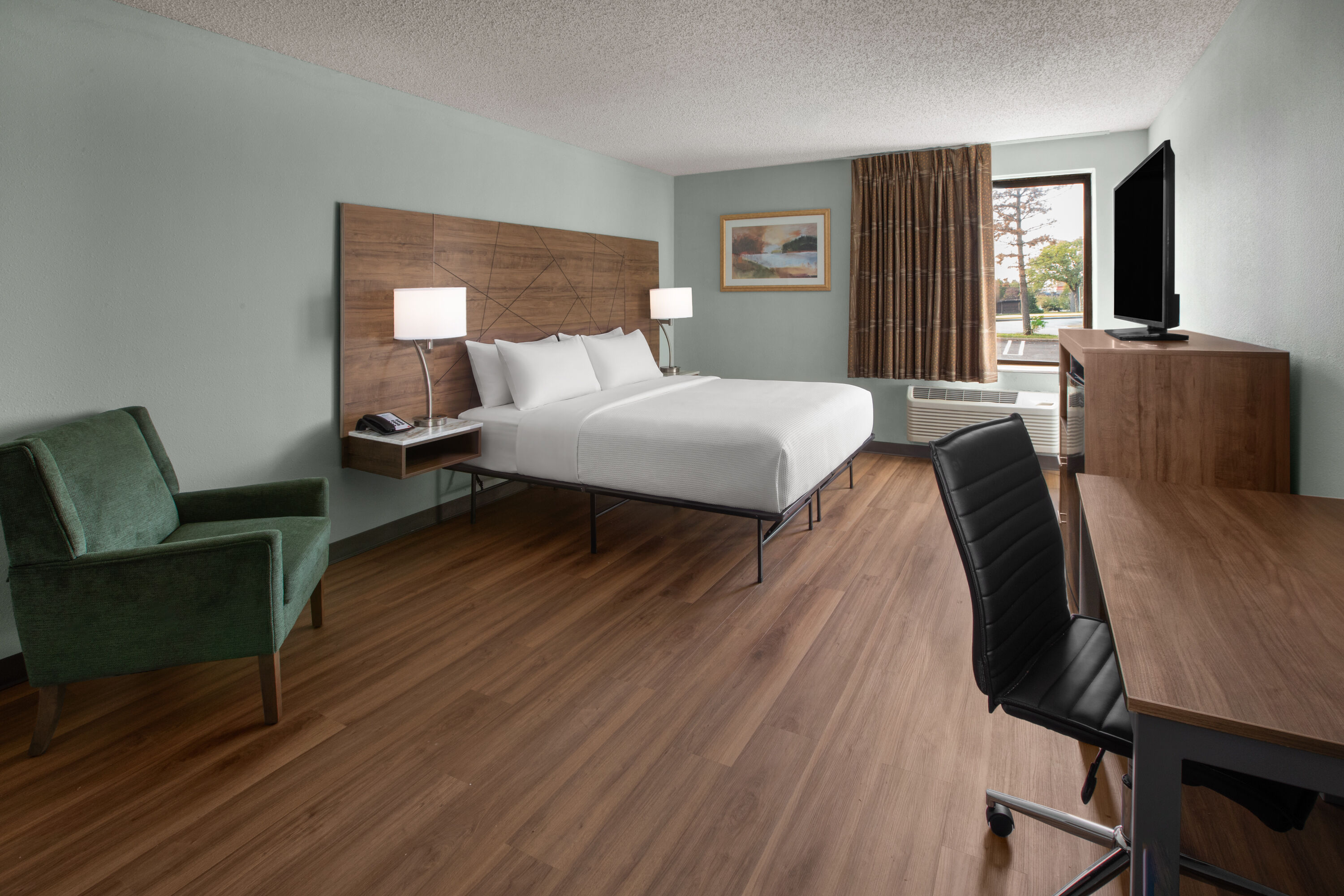 Wingate by Wyndham Livonia suite in Livonia, Michigan