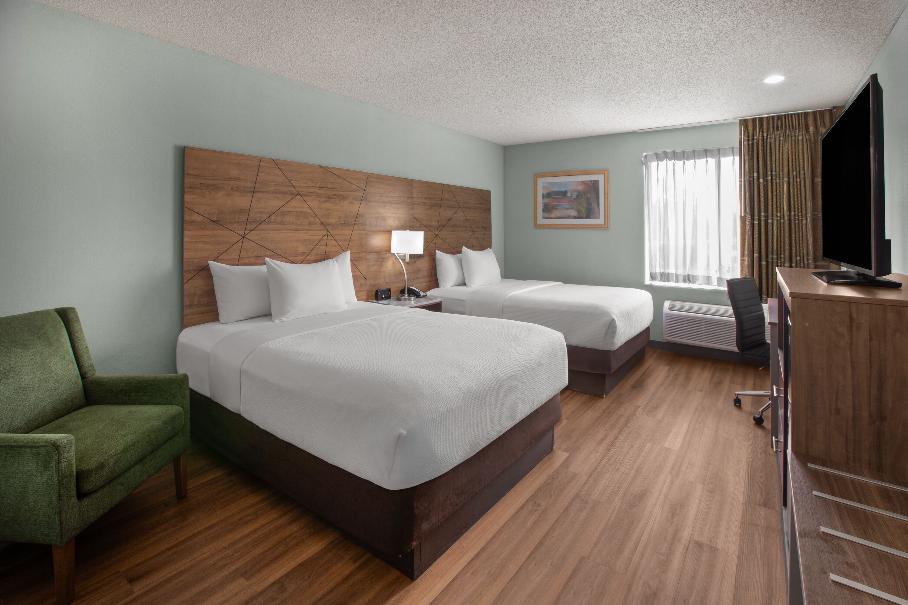Wingate by Wyndham Livonia suite in Livonia, Michigan
