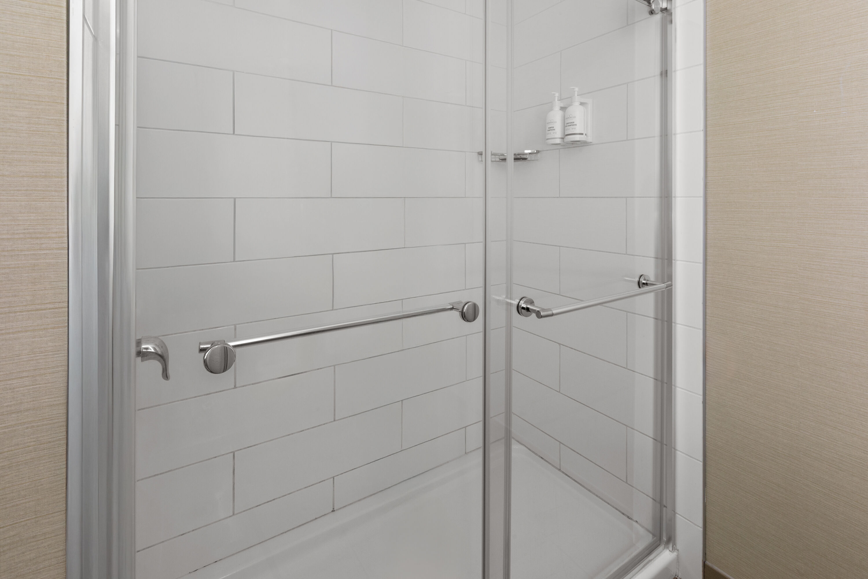 Guest room bath at the Wingate by Wyndham Utica in Utica, Michigan