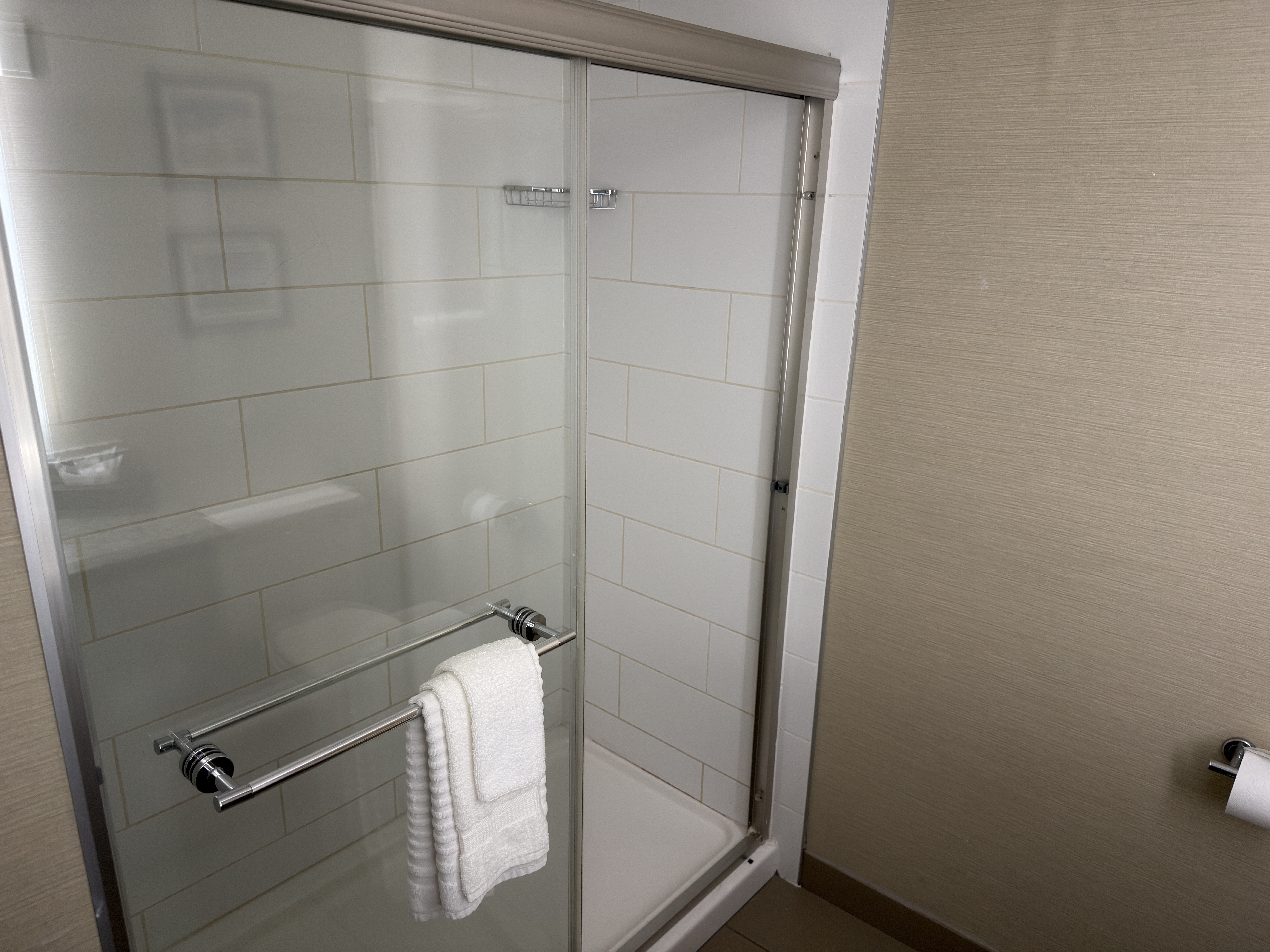 Guest room bath at the Wingate by Wyndham Utica in Utica, Michigan