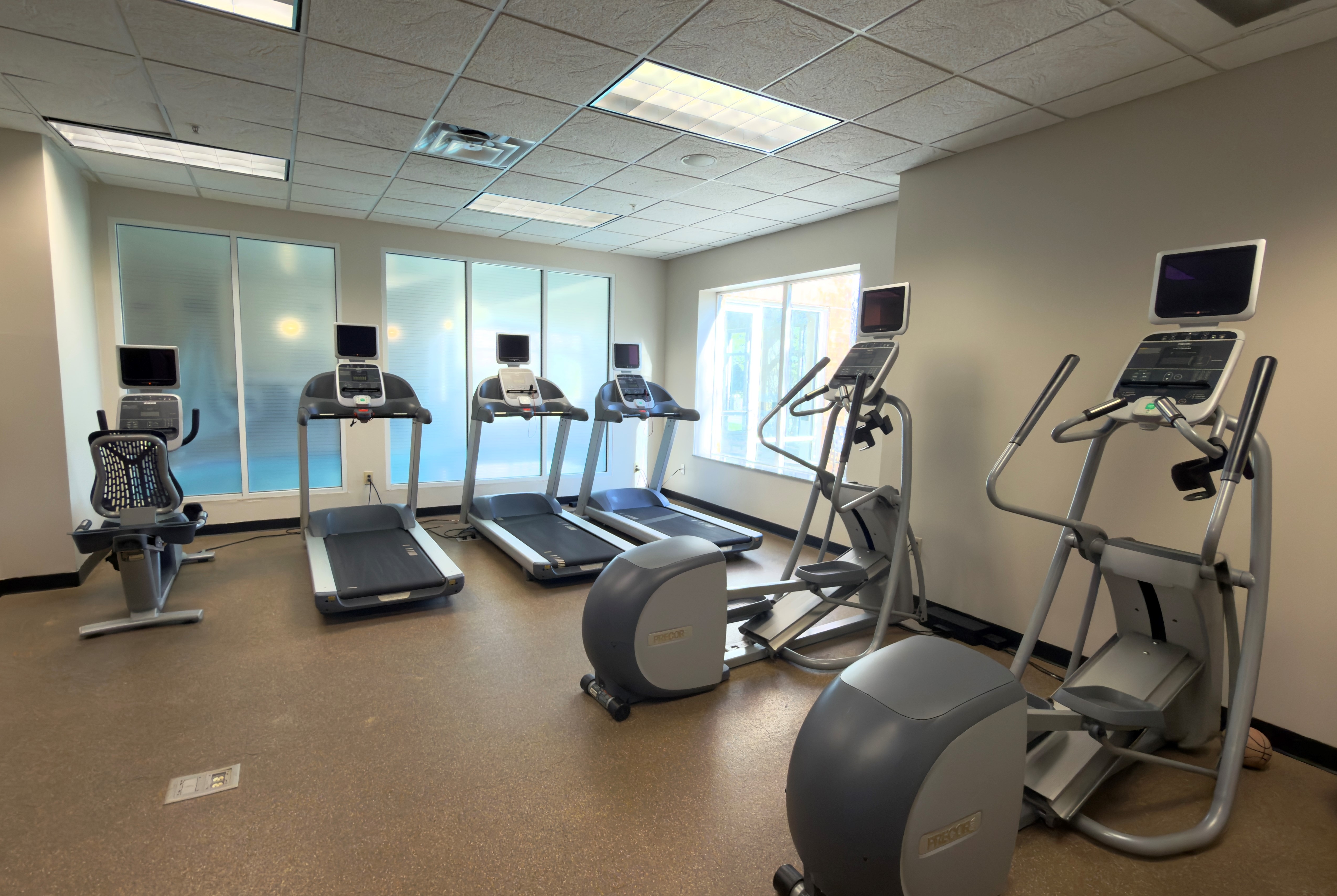 Fitness room at Wingate by Wyndham St. Paul/Oakdale/Woodbury in Oakdale, Minnesota