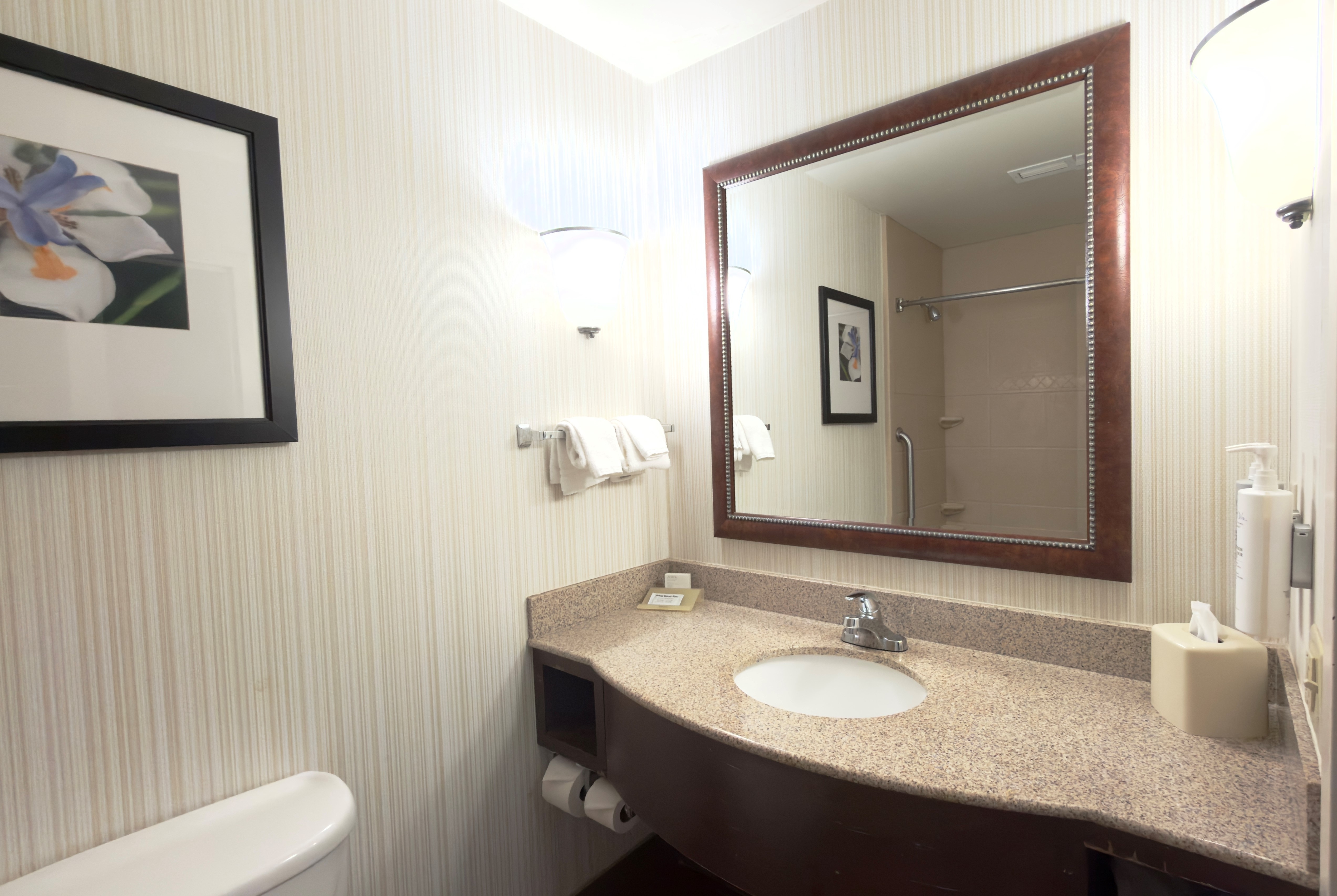 Guest room bath at the Wingate by Wyndham St. Paul/Oakdale/Woodbury in Oakdale, Minnesota