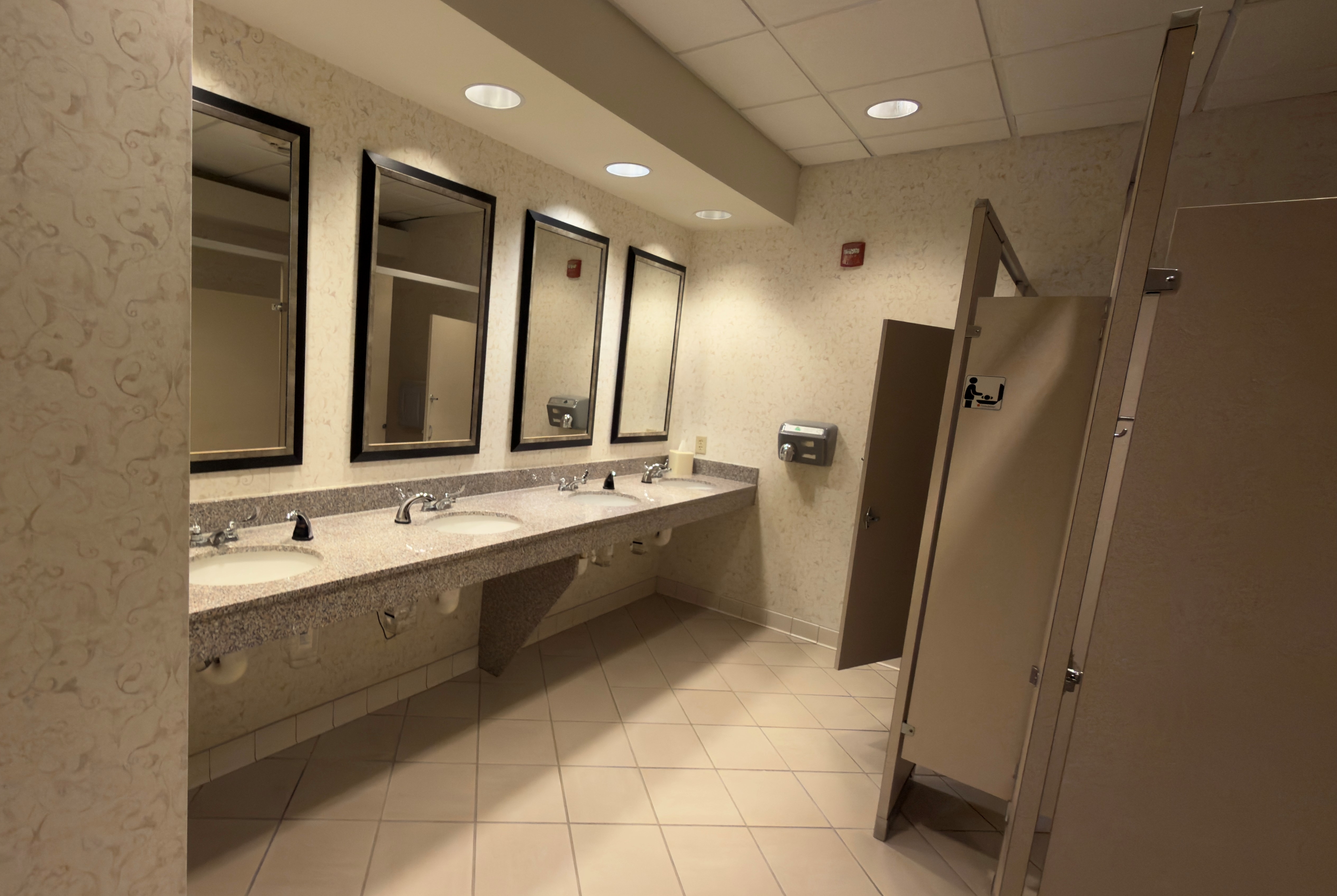Property amenity at Wingate by Wyndham St. Paul/Oakdale/Woodbury in Oakdale, Minnesota