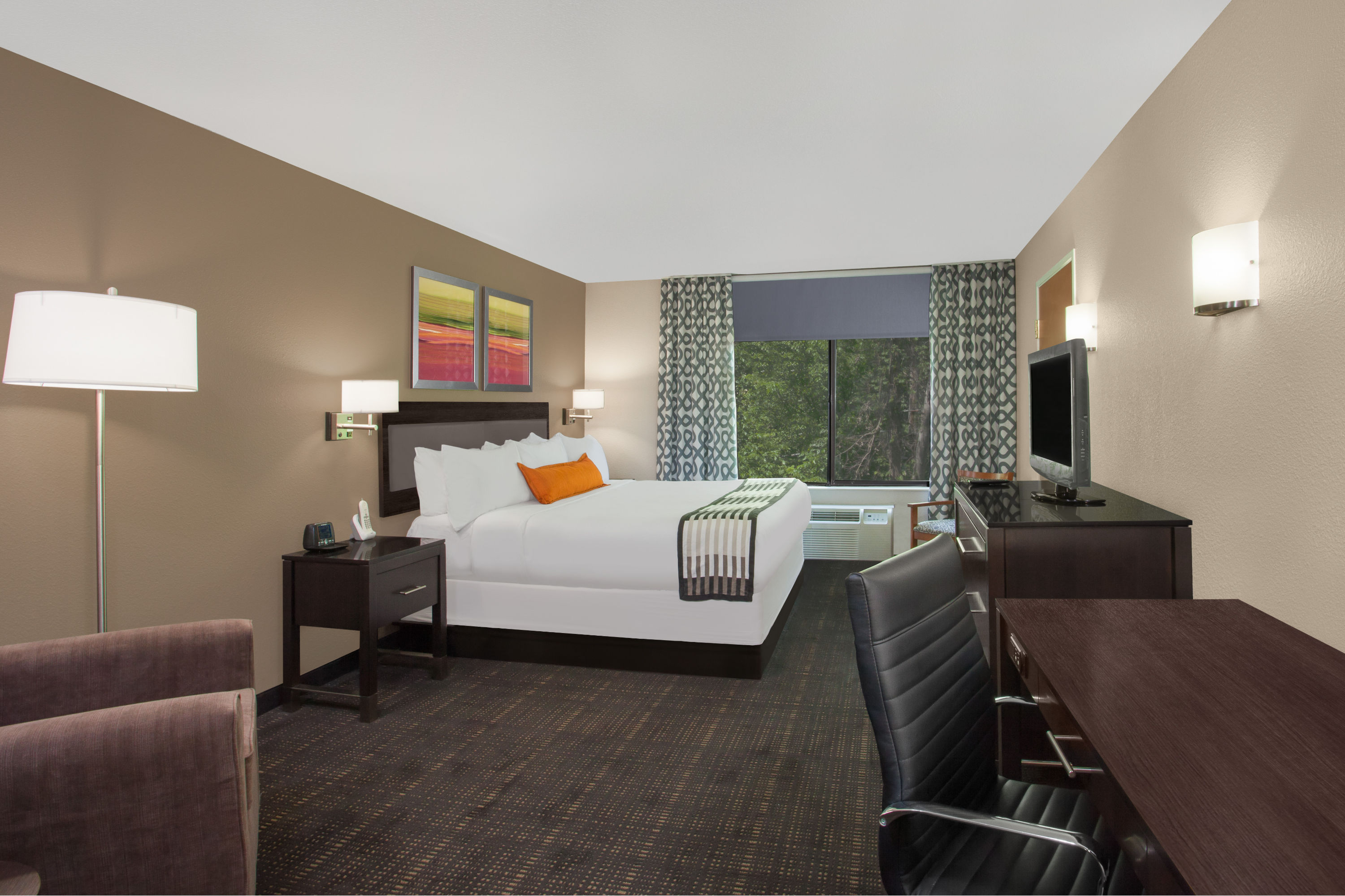Wingate by Wyndham Columbia Columbia MO Hotels