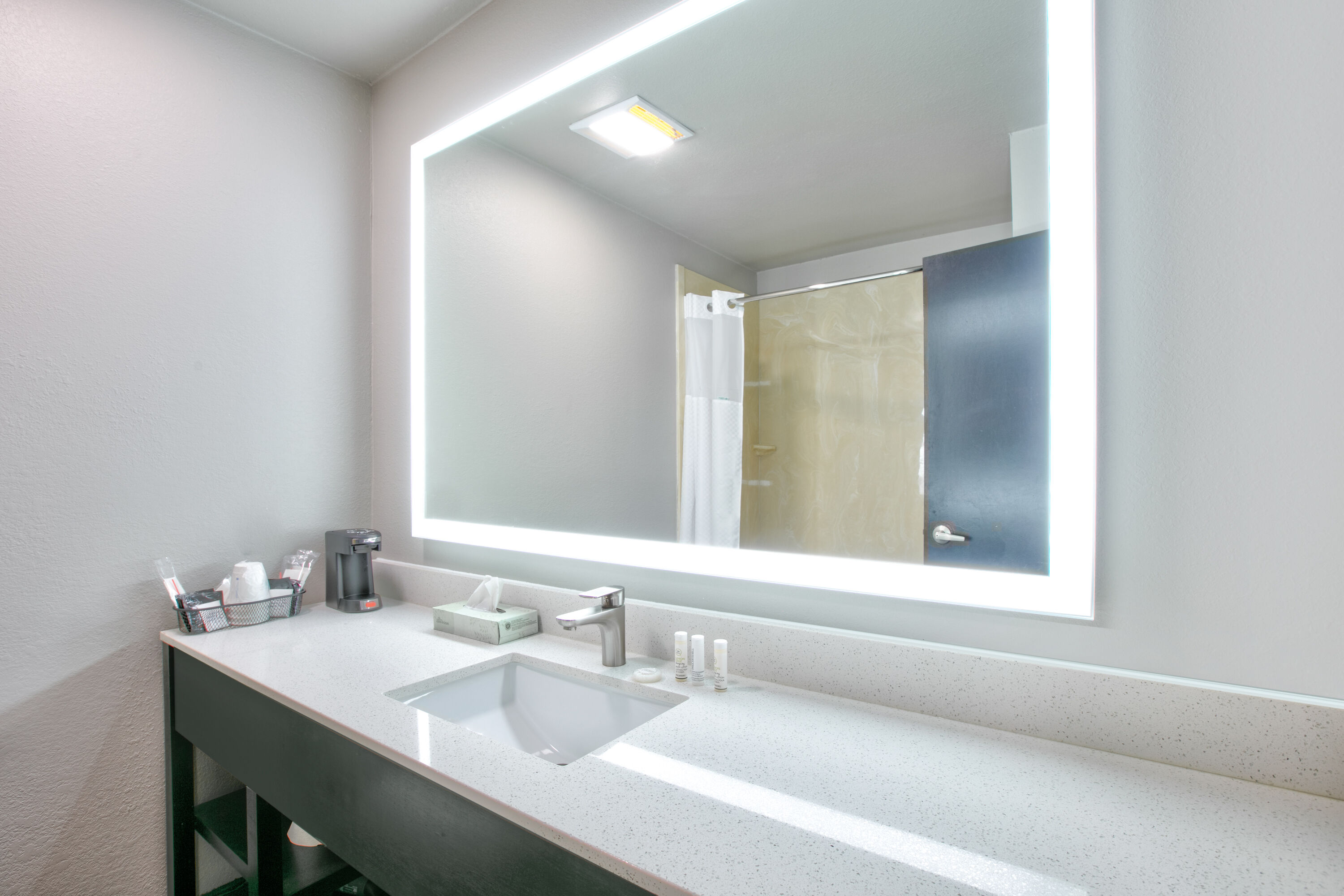 Guest room bath at the Wingate by Wyndham Biloxi/Ocean Springs in Biloxi, Mississippi