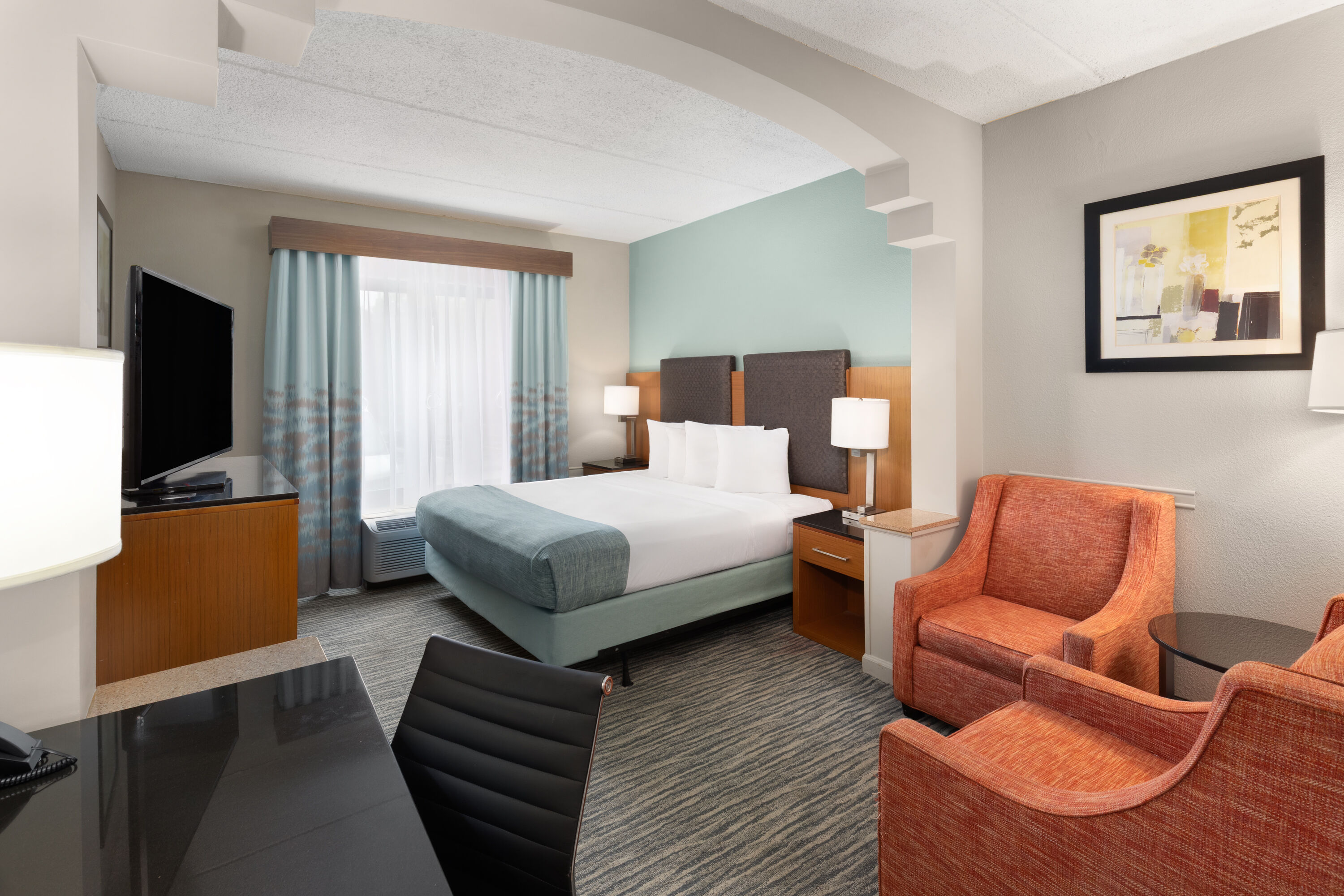 Wingate by Wyndham Greensboro/Coliseum suite in Greensboro, North Carolina