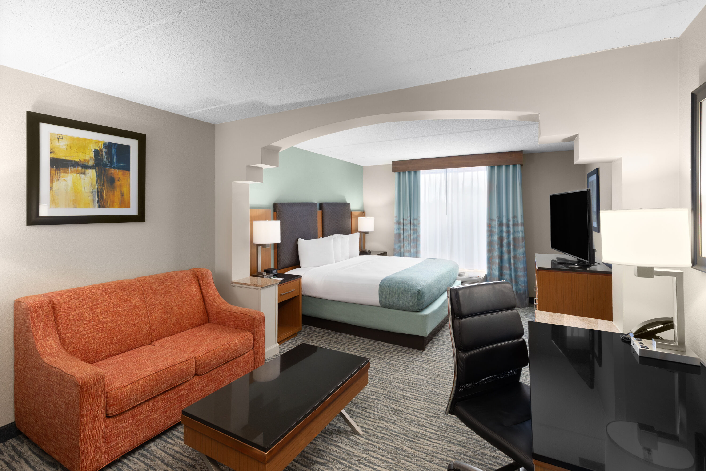 Wingate by Wyndham Greensboro/Coliseum suite in Greensboro, North Carolina