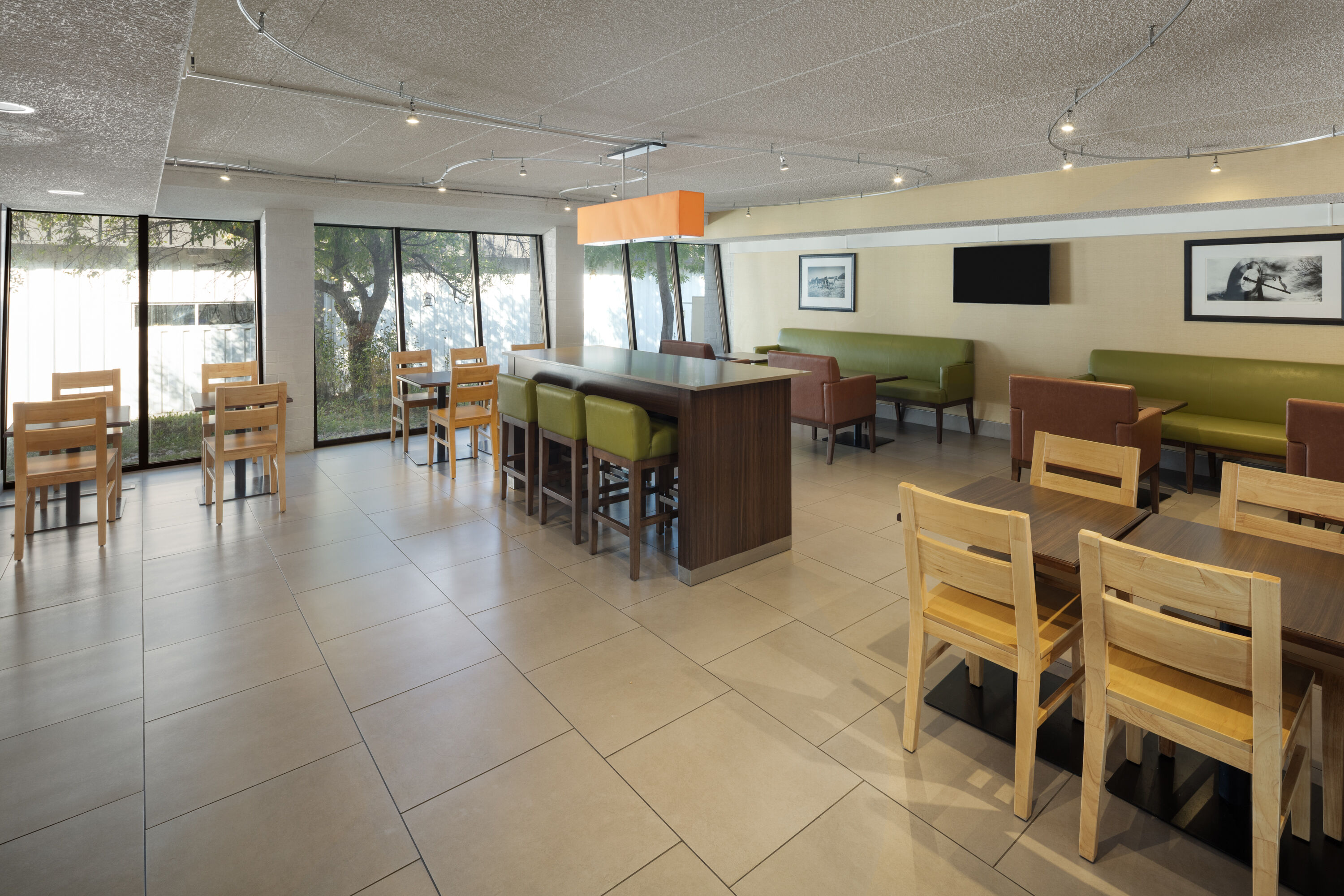 Free breakfast at Wingate by Wyndham Lincoln Airport East I-80 in Lincoln, Nebraska