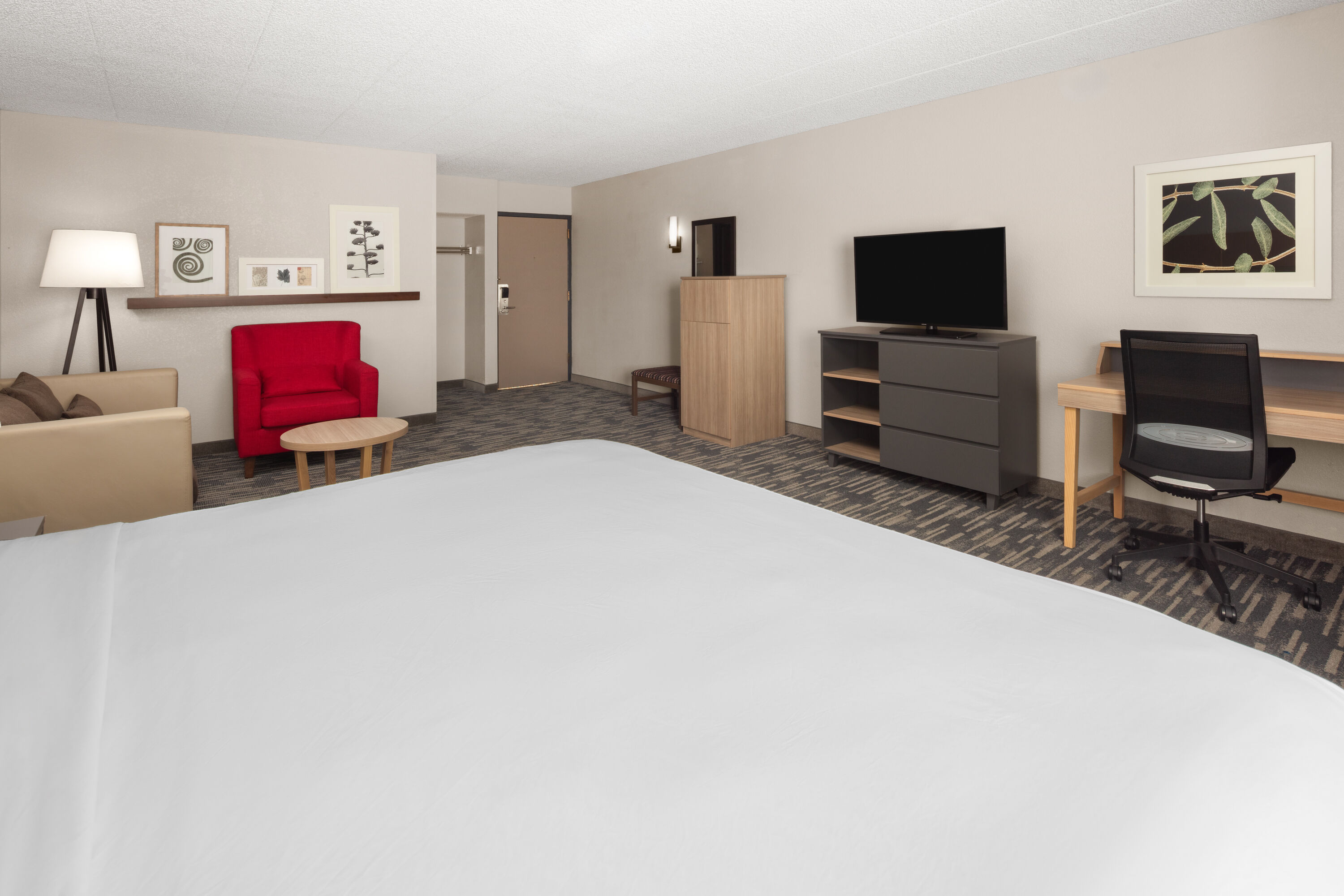 Wingate by Wyndham Lincoln Airport East I-80 suite in Lincoln, Nebraska