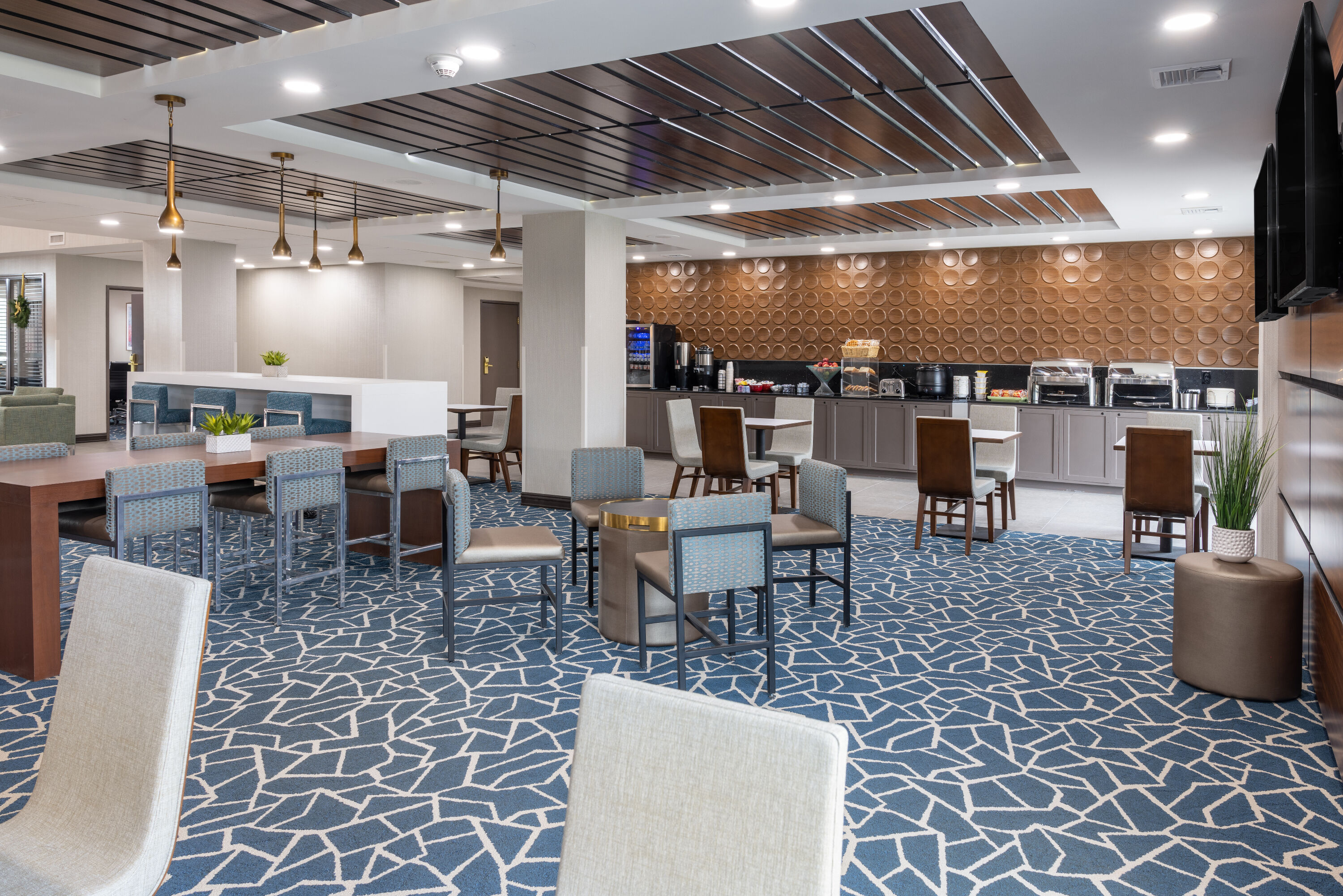 Free breakfast at Wingate by Wyndham Vineland/Millville in Vineland, New Jersey