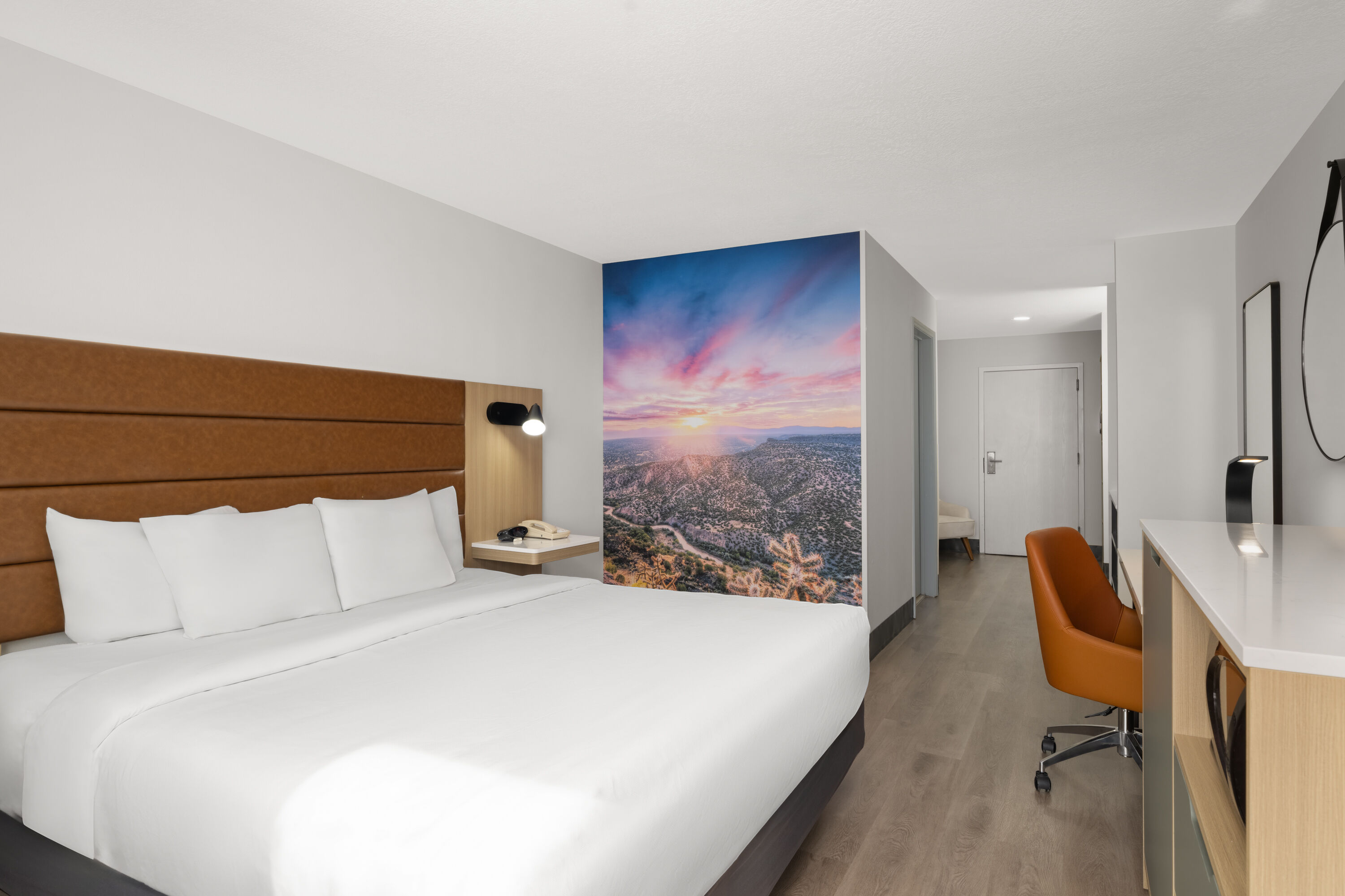 Guest room at the Wingate by Wyndham Los Alamos in Los Alamos, New Mexico