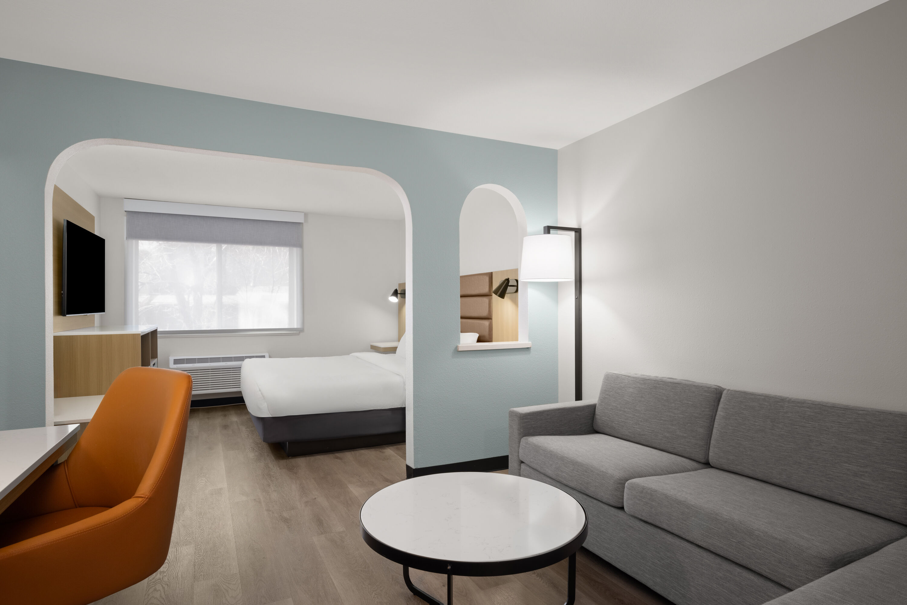 Wingate by Wyndham Los Alamos suite in Los Alamos, New Mexico