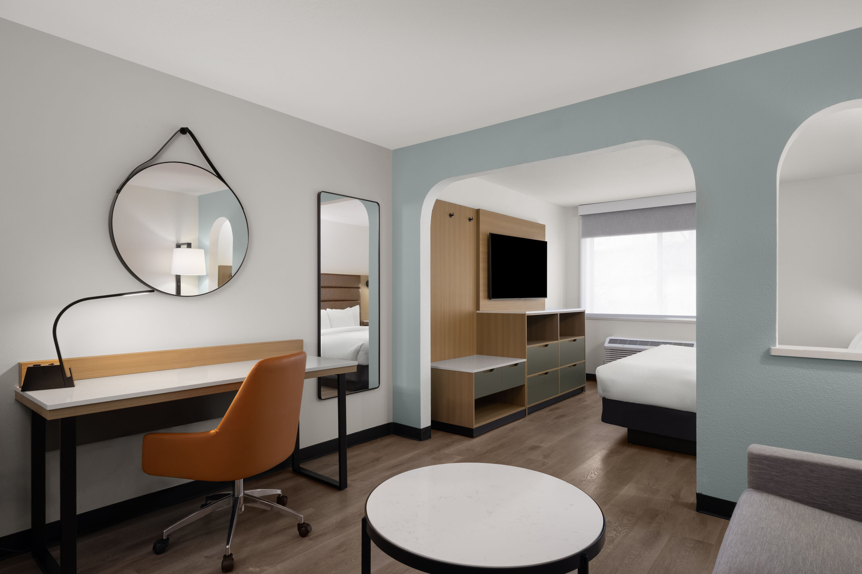 Wingate by Wyndham Los Alamos suite in Los Alamos, New Mexico