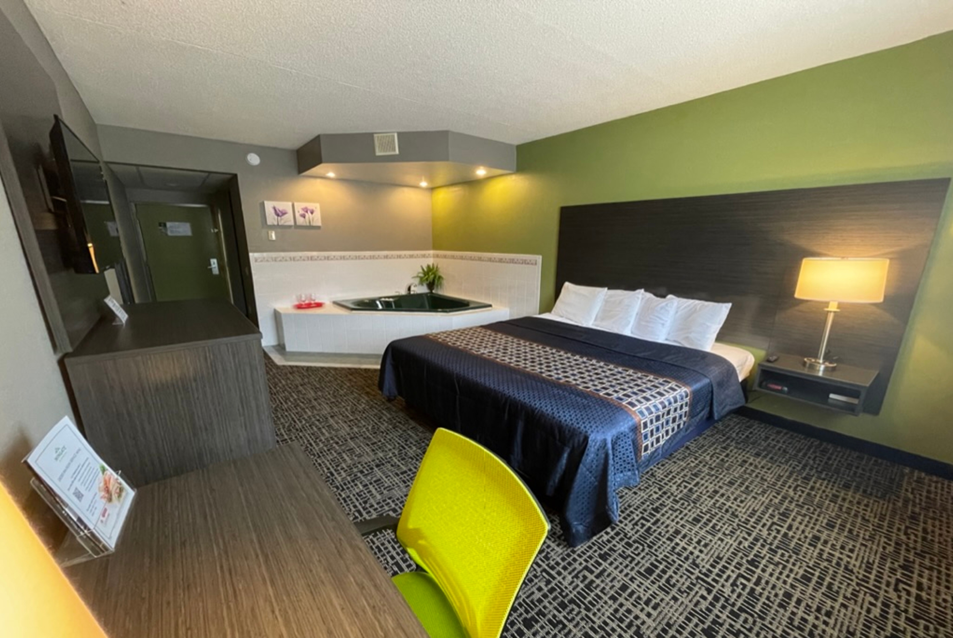 Guest room at the Wingate by Wyndham Lake George in Lake George, New York