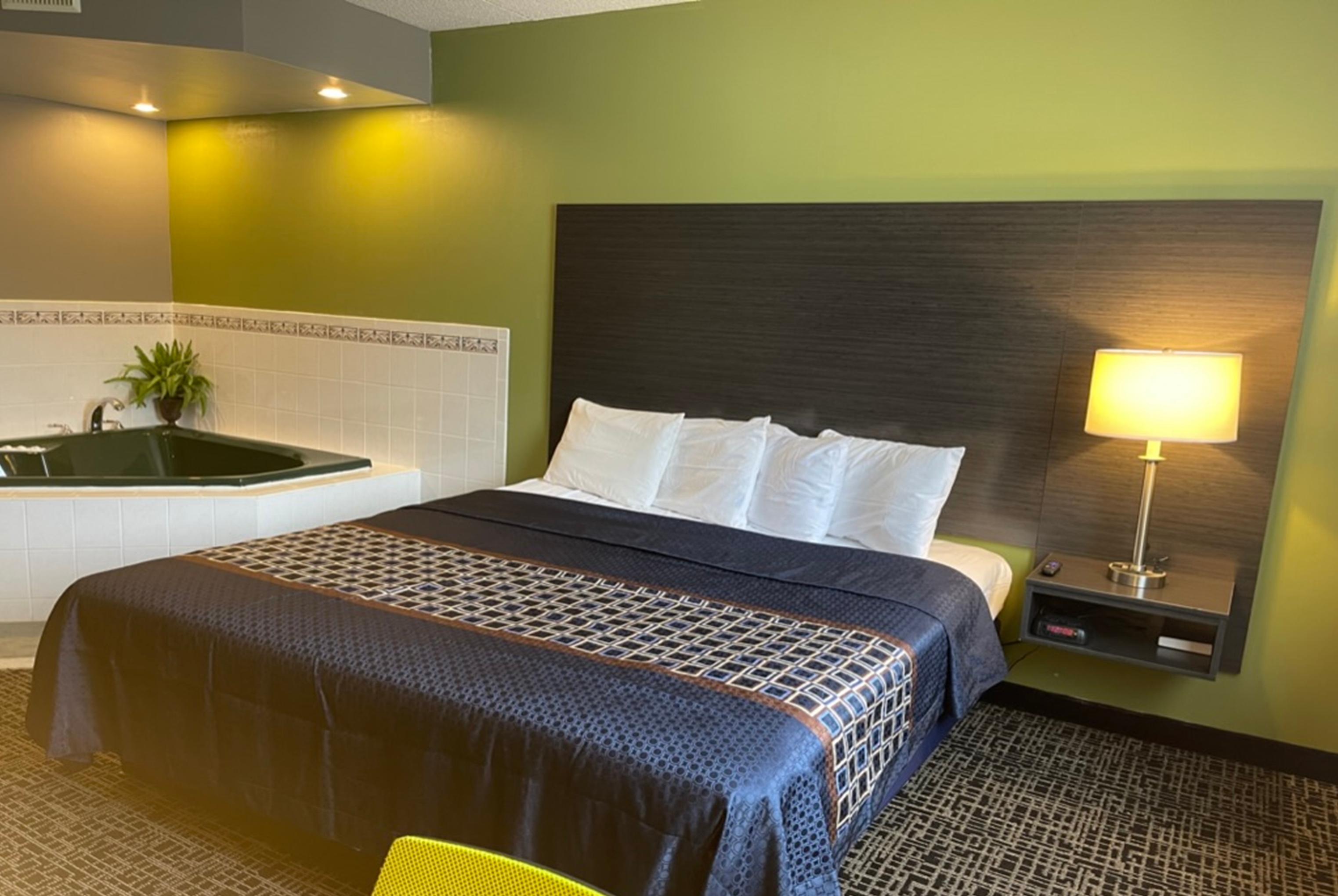 Guest room at the Wingate by Wyndham Lake George in Lake George, New York