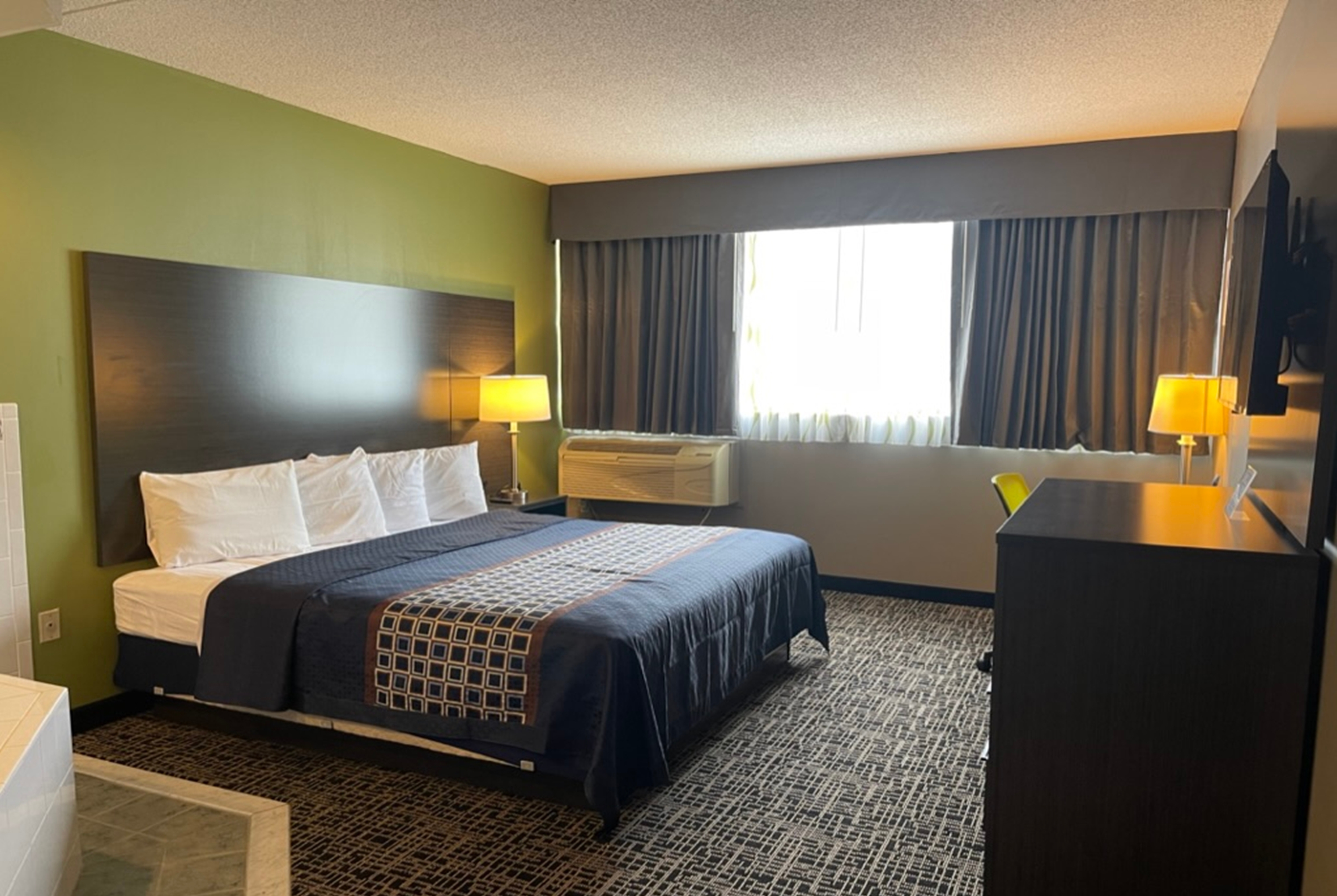 Guest room at the Wingate by Wyndham Lake George in Lake George, New York