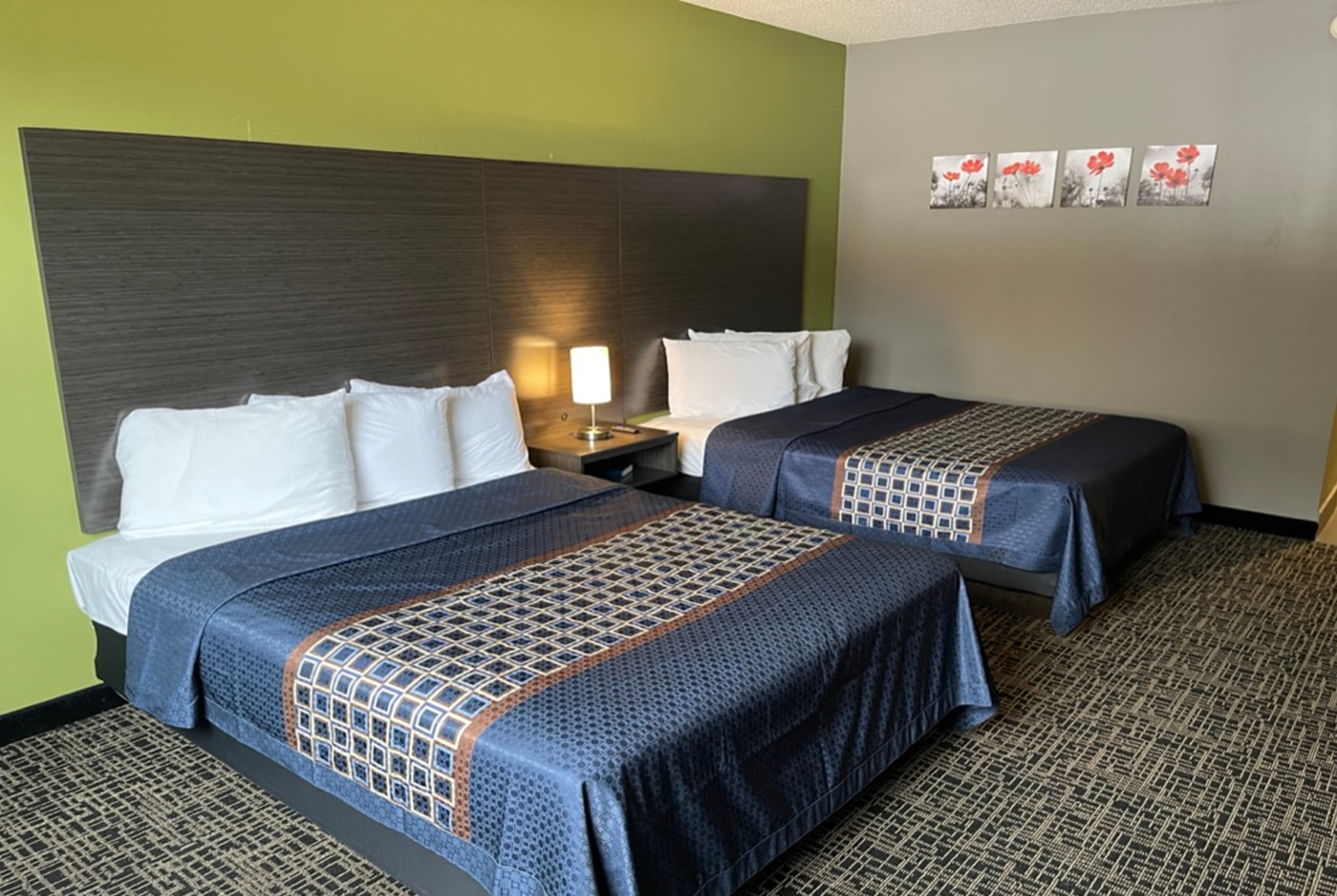 Guest room at the Wingate by Wyndham Lake George in Lake George, New York