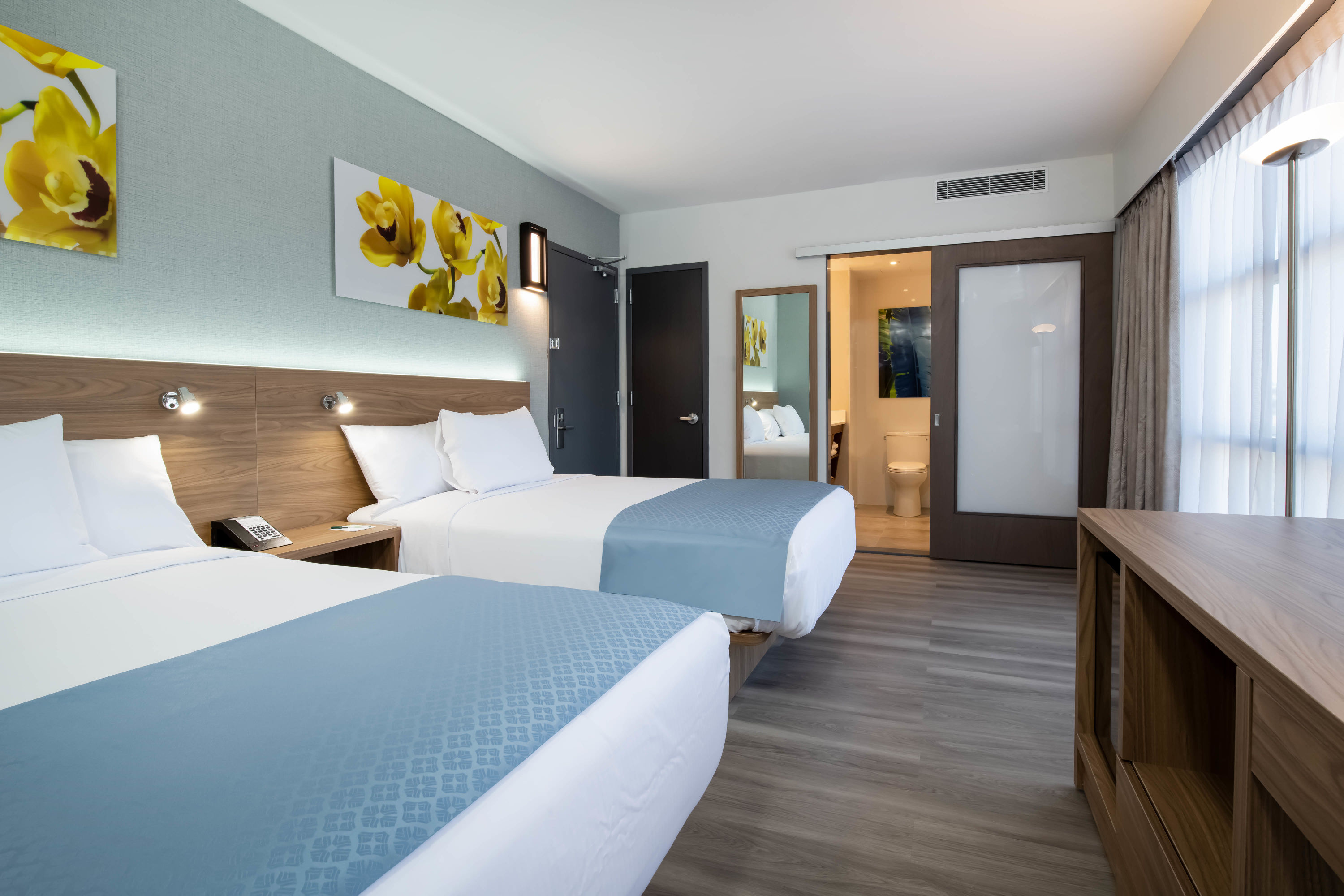 Wingate By Wyndham Long Island City Long Island City Ny