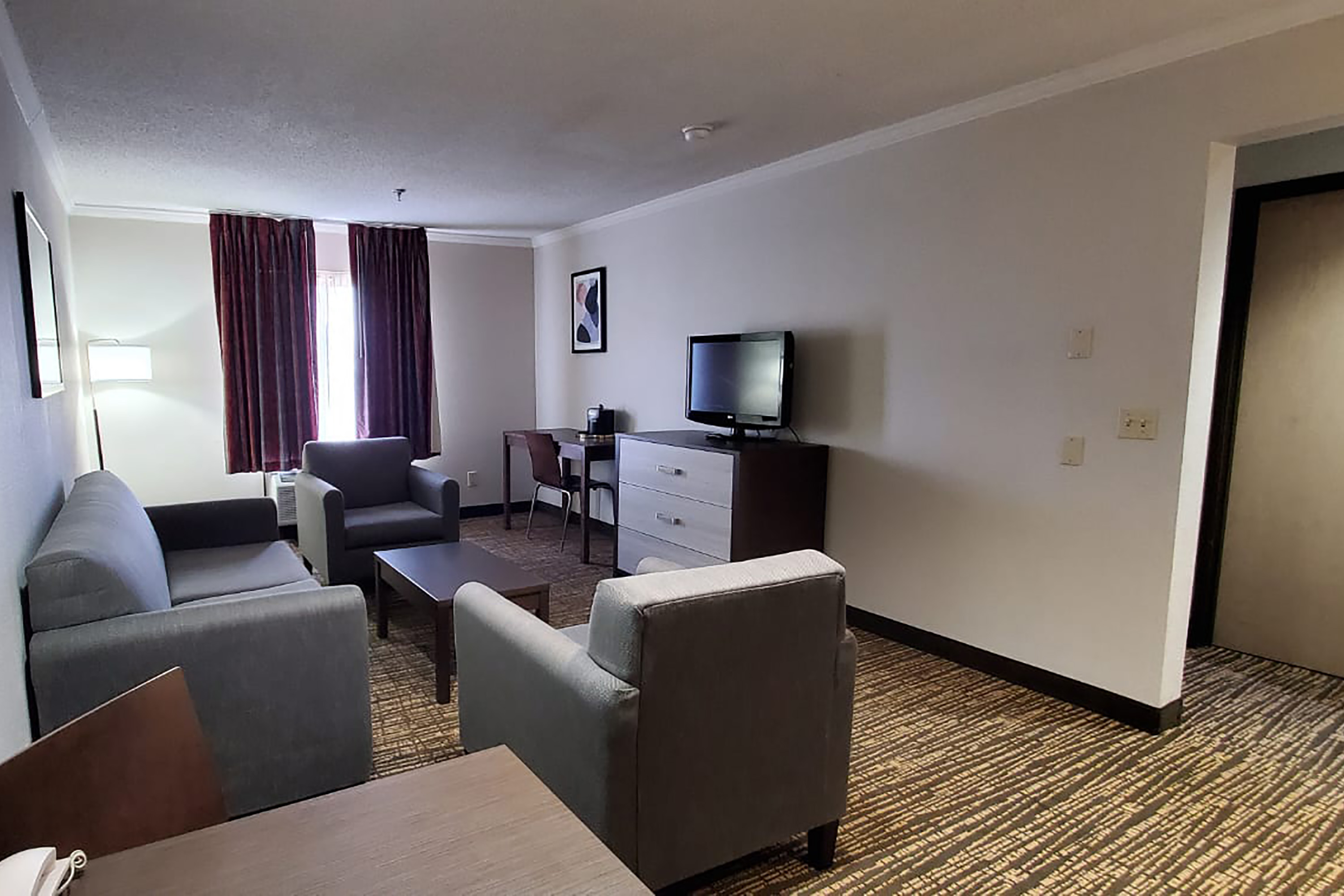 Guest room at the Wingate by Wyndham Canton/Hall of Fame in Canton, Ohio