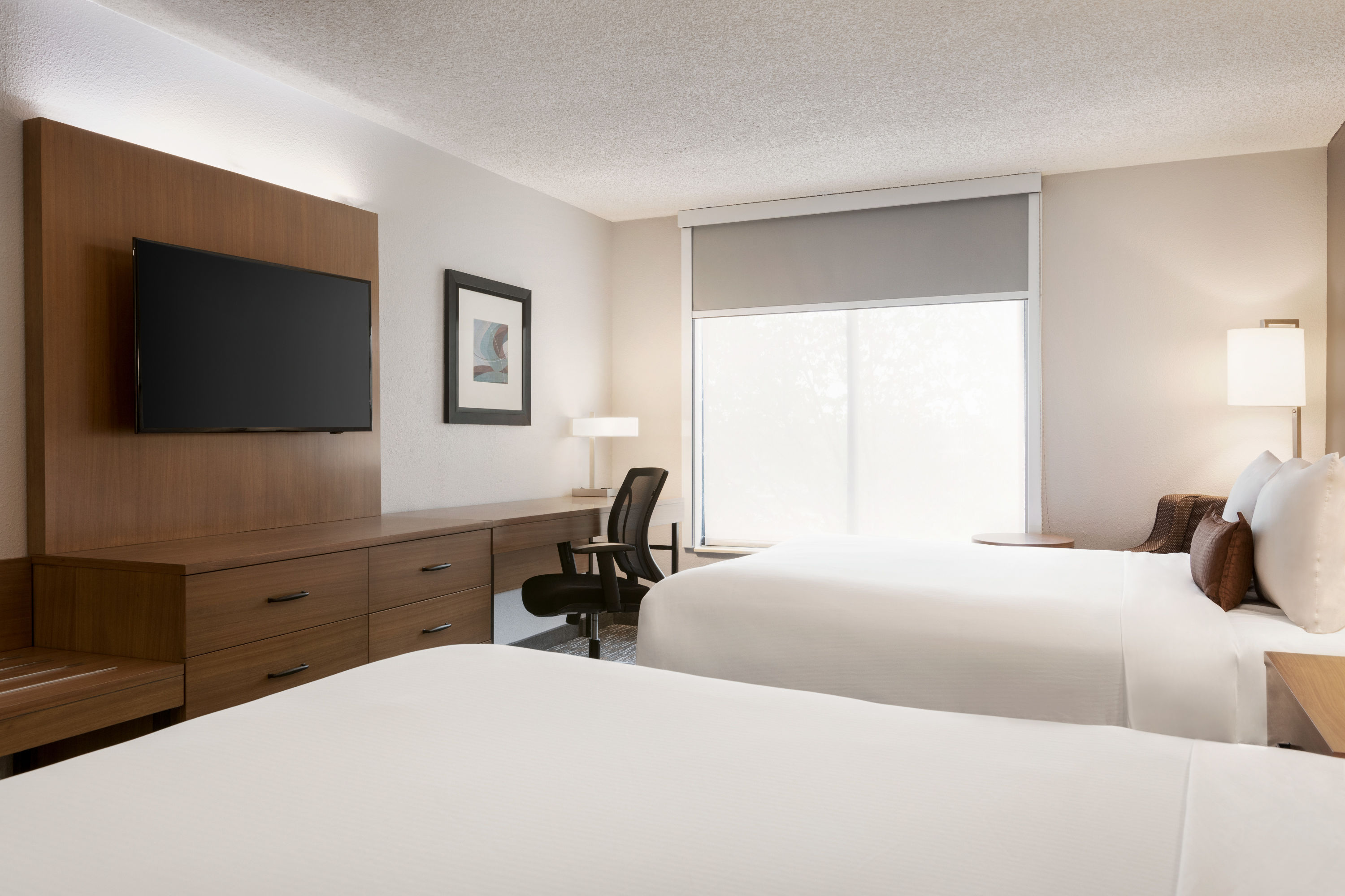 Guest room at the Wingate by Wyndham Cincinnati/Blue Ash in Cincinnati, Ohio