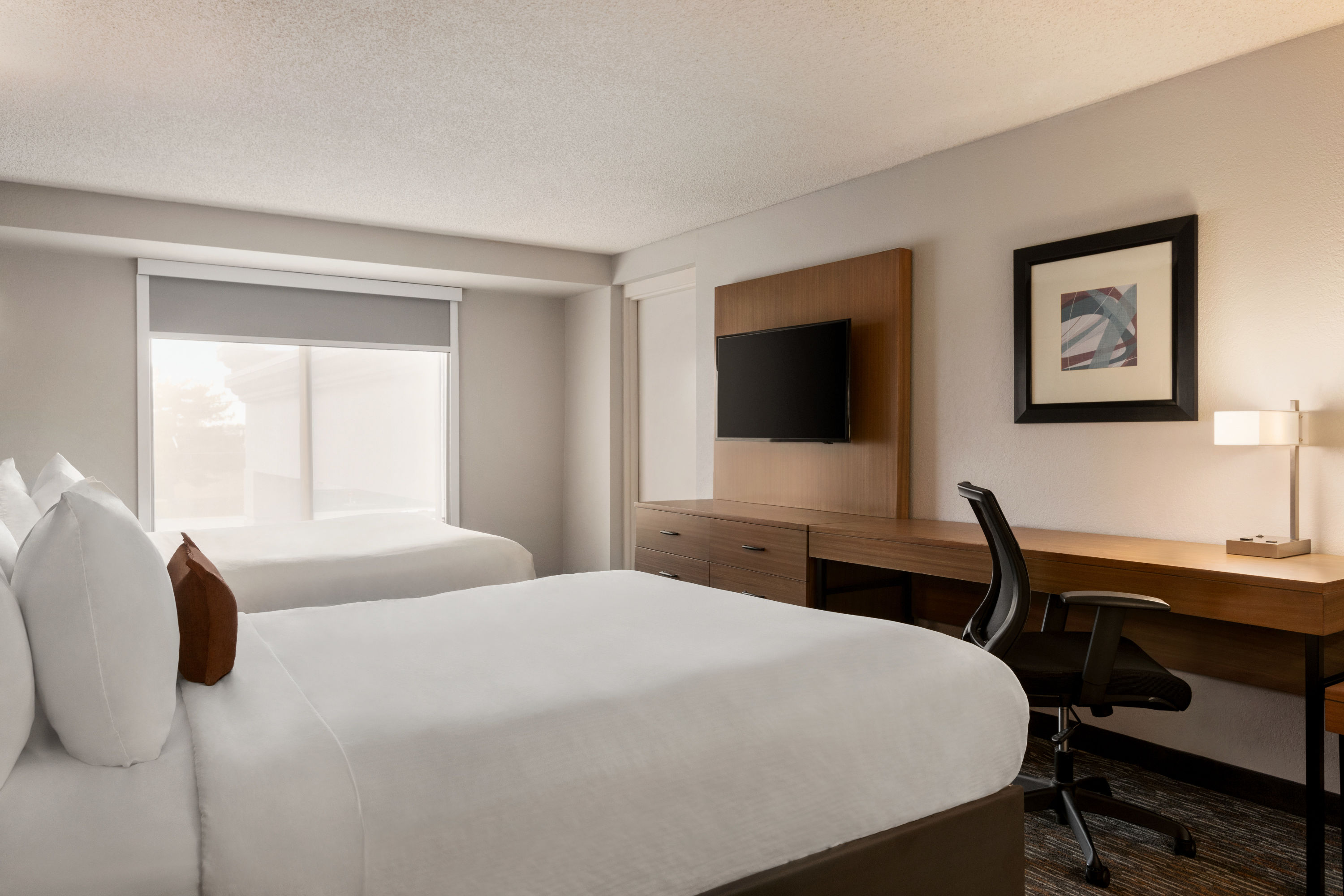 Guest room at the Wingate by Wyndham Cincinnati/Blue Ash in Cincinnati, Ohio