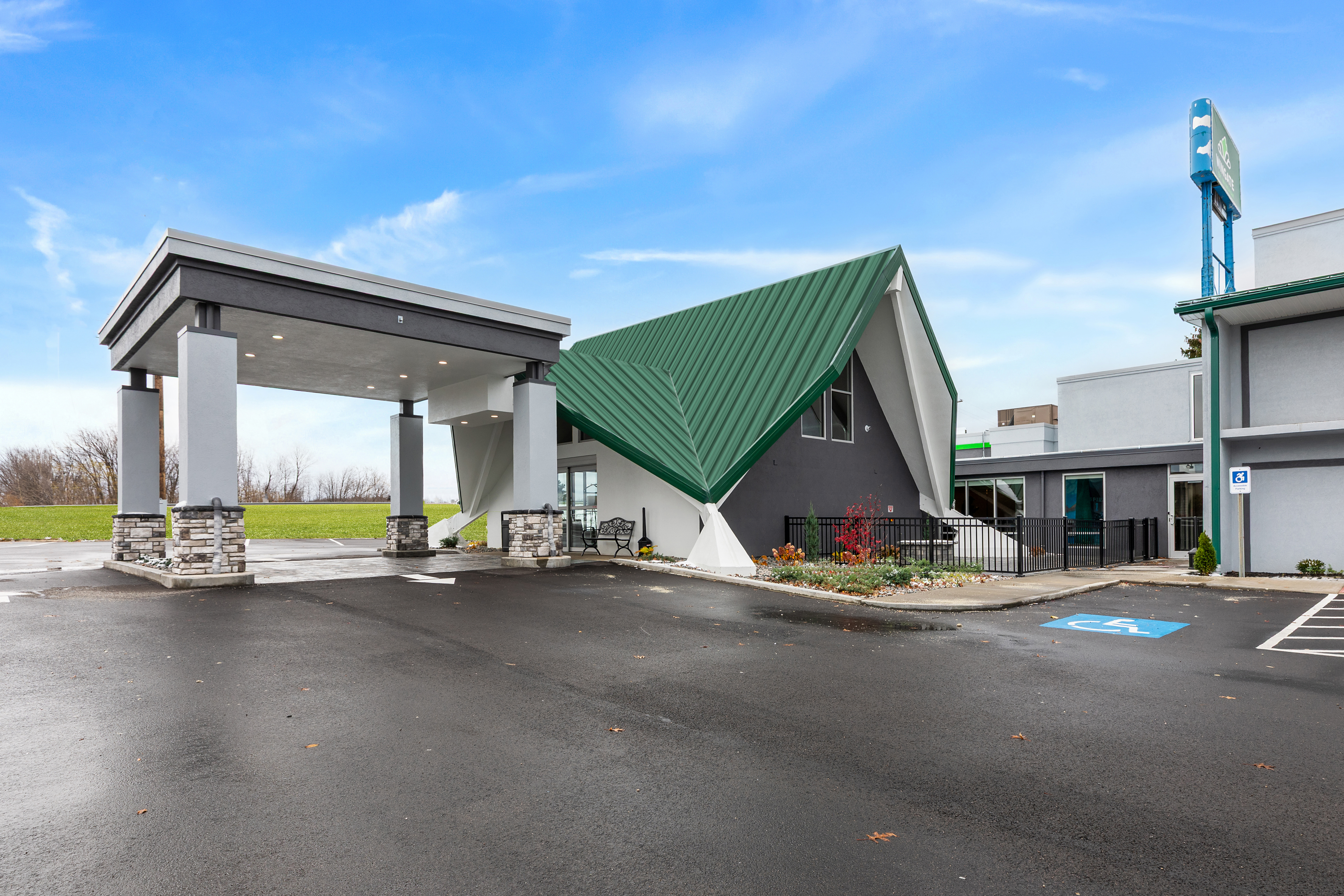 Exterior of Wingate by Wyndham Geneva at SPIRE Academy hotel in Geneva, Ohio