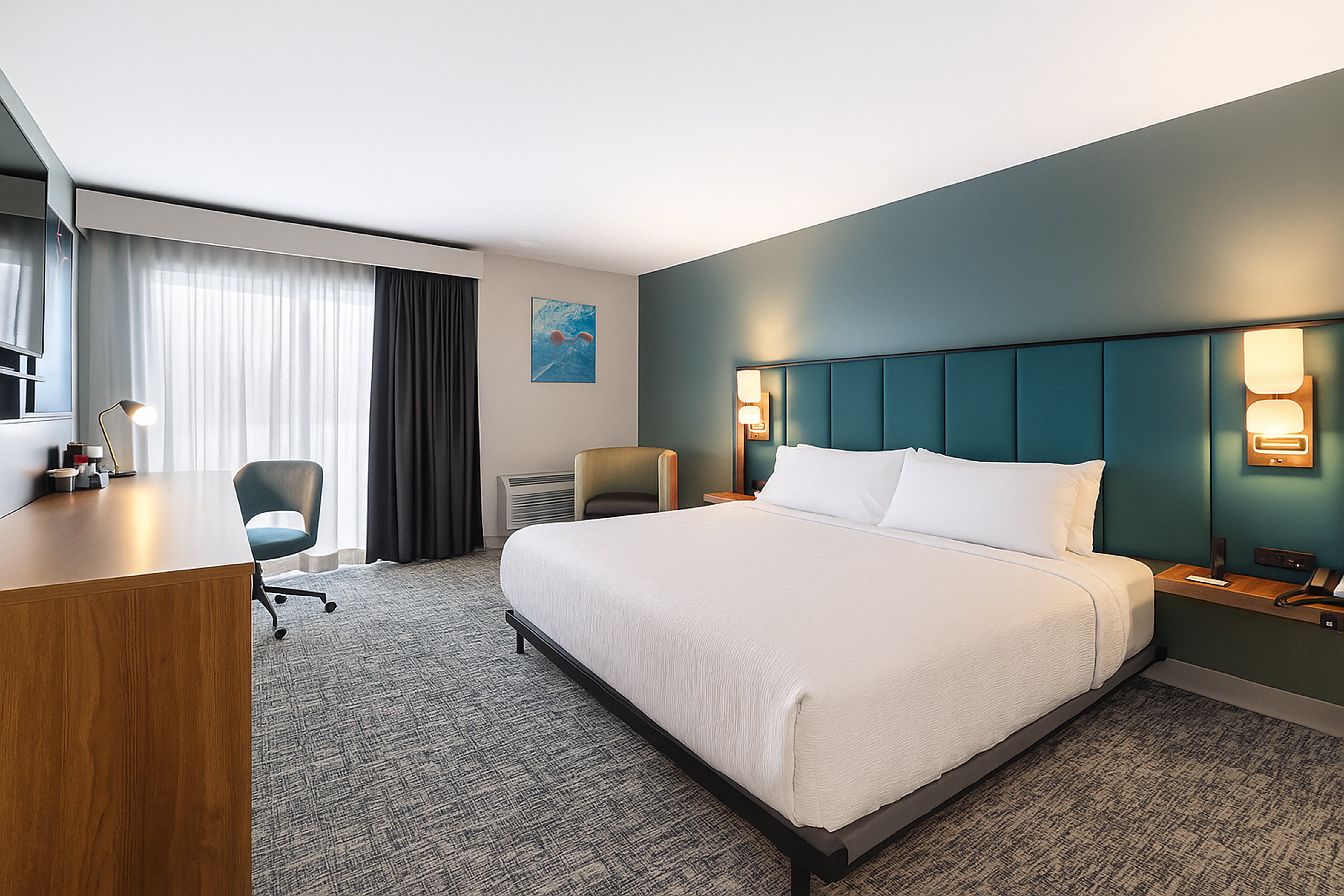 Guest room at the Wingate by Wyndham Geneva at SPIRE Academy in Geneva, Ohio