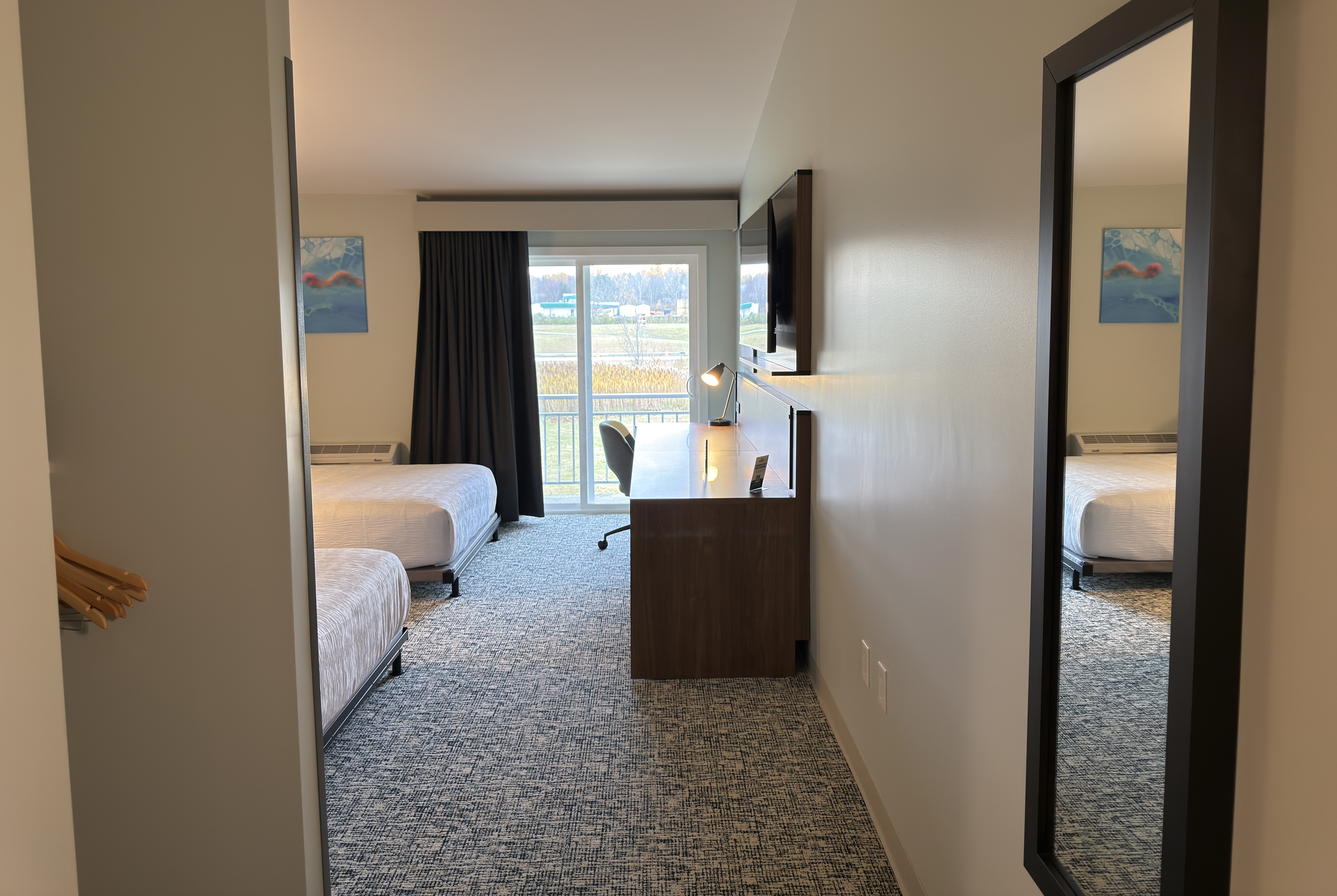 Guest room at the Wingate by Wyndham Geneva at SPIRE Academy in Geneva, Ohio