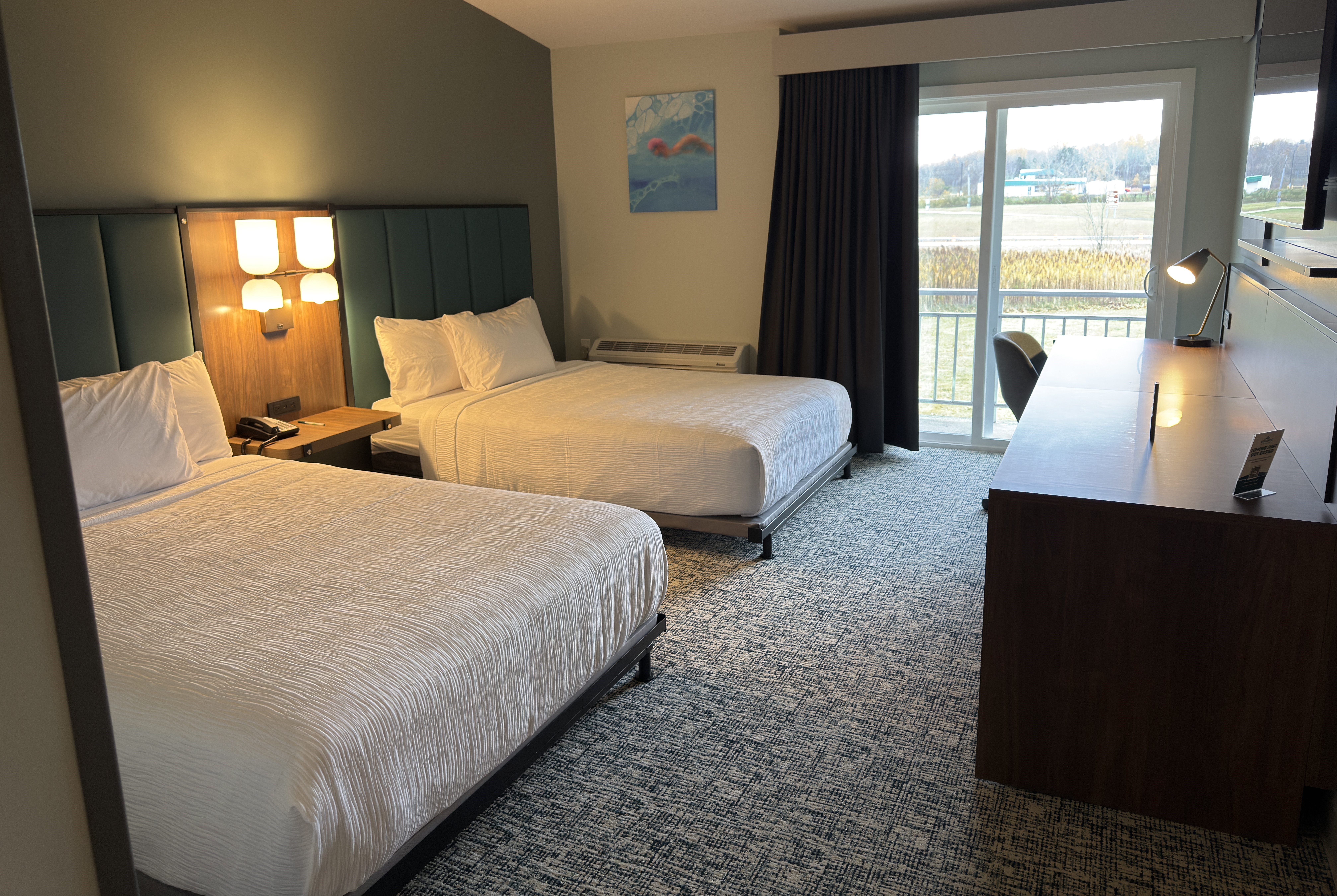 Guest room at the Wingate by Wyndham Geneva at SPIRE Academy in Geneva, Ohio