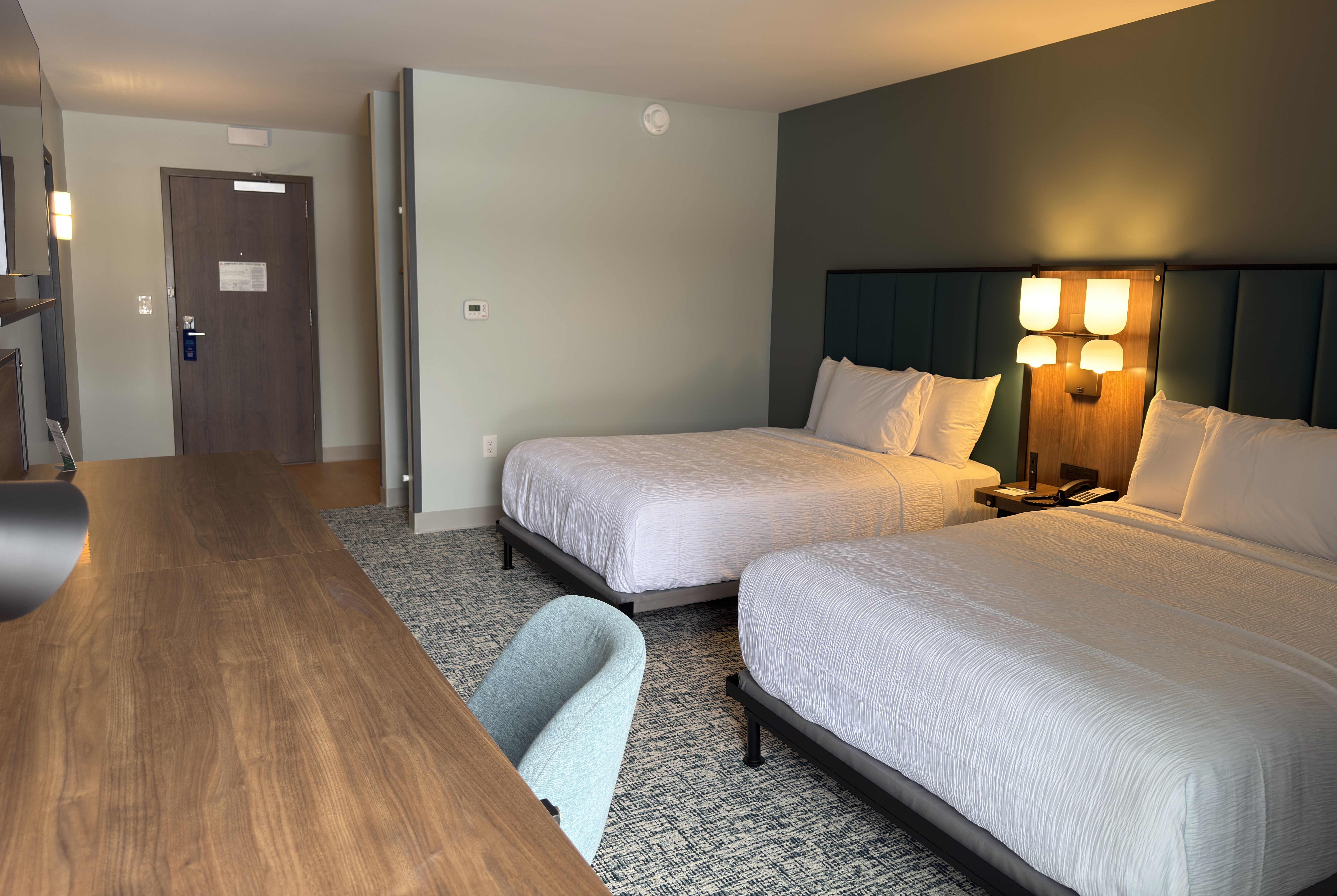 Guest room at the Wingate by Wyndham Geneva at SPIRE Academy in Geneva, Ohio