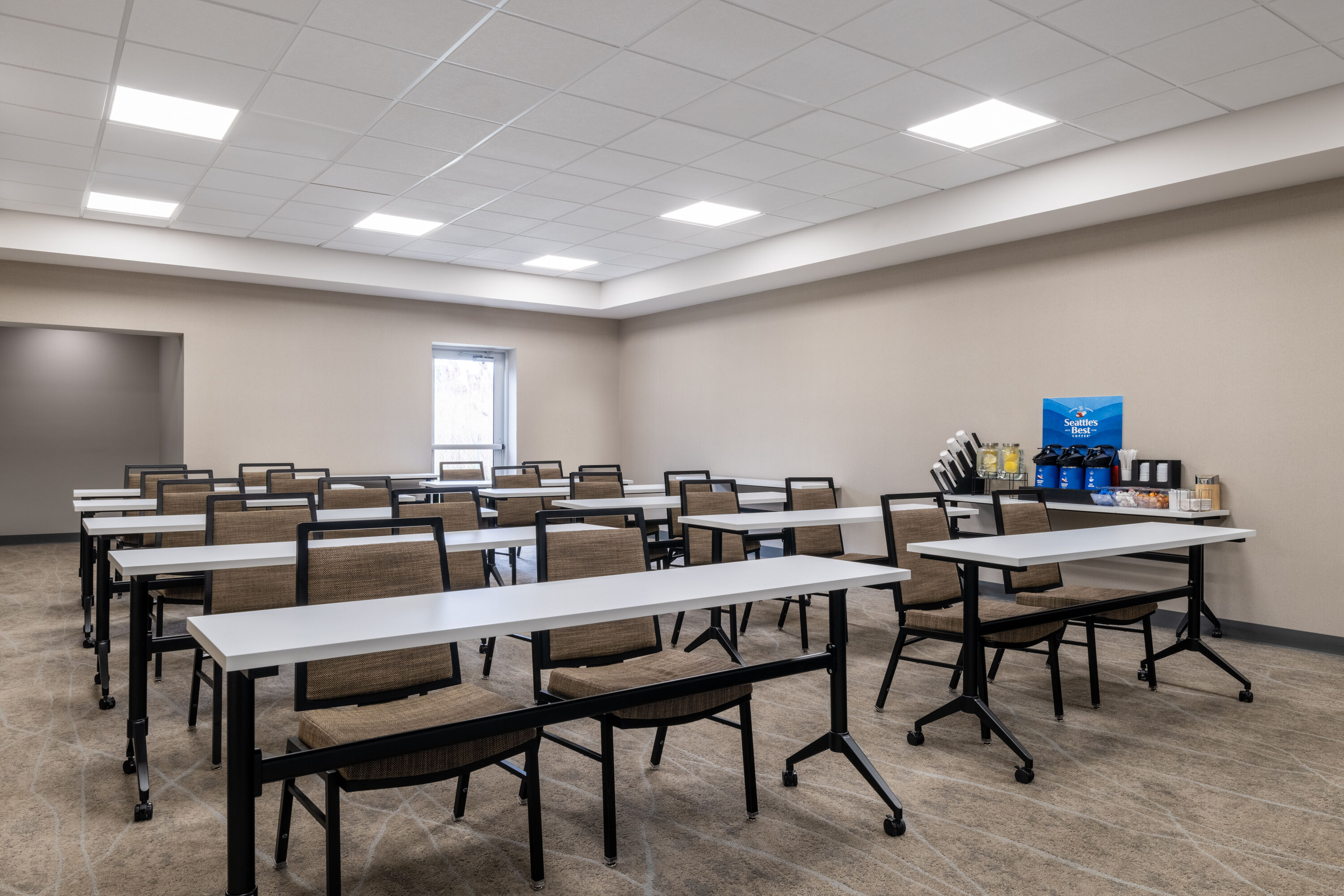 Meeting room at Wingate by Wyndham Geneva at SPIRE Academy in Geneva, Ohio