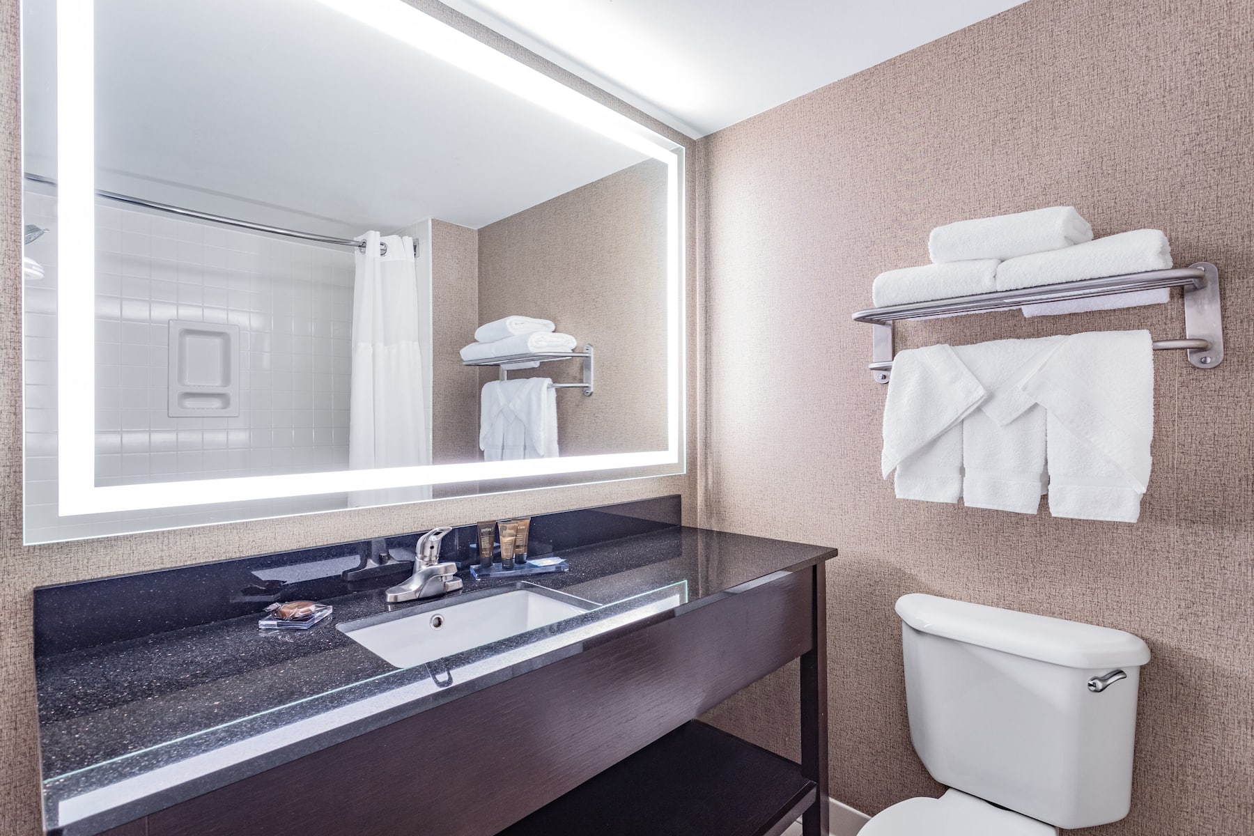 Wingate by Wyndham Lima Downtown Lima, OH Hotels Wingate by Wyndham Lima Downtown Lima, OH Hotels