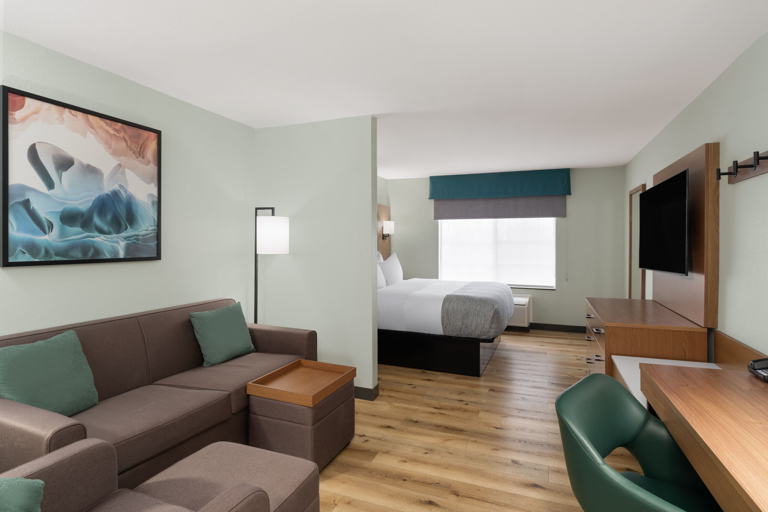 Wingate by Wyndham Mansfield OH suite in Mansfield, Ohio