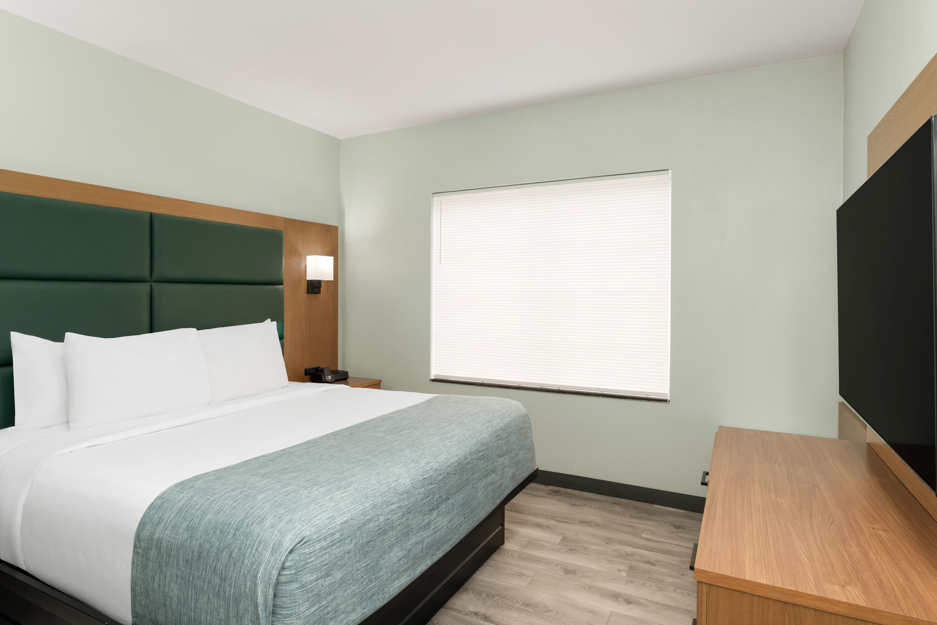 Wingate by Wyndham Mansfield OH suite in Mansfield, Ohio