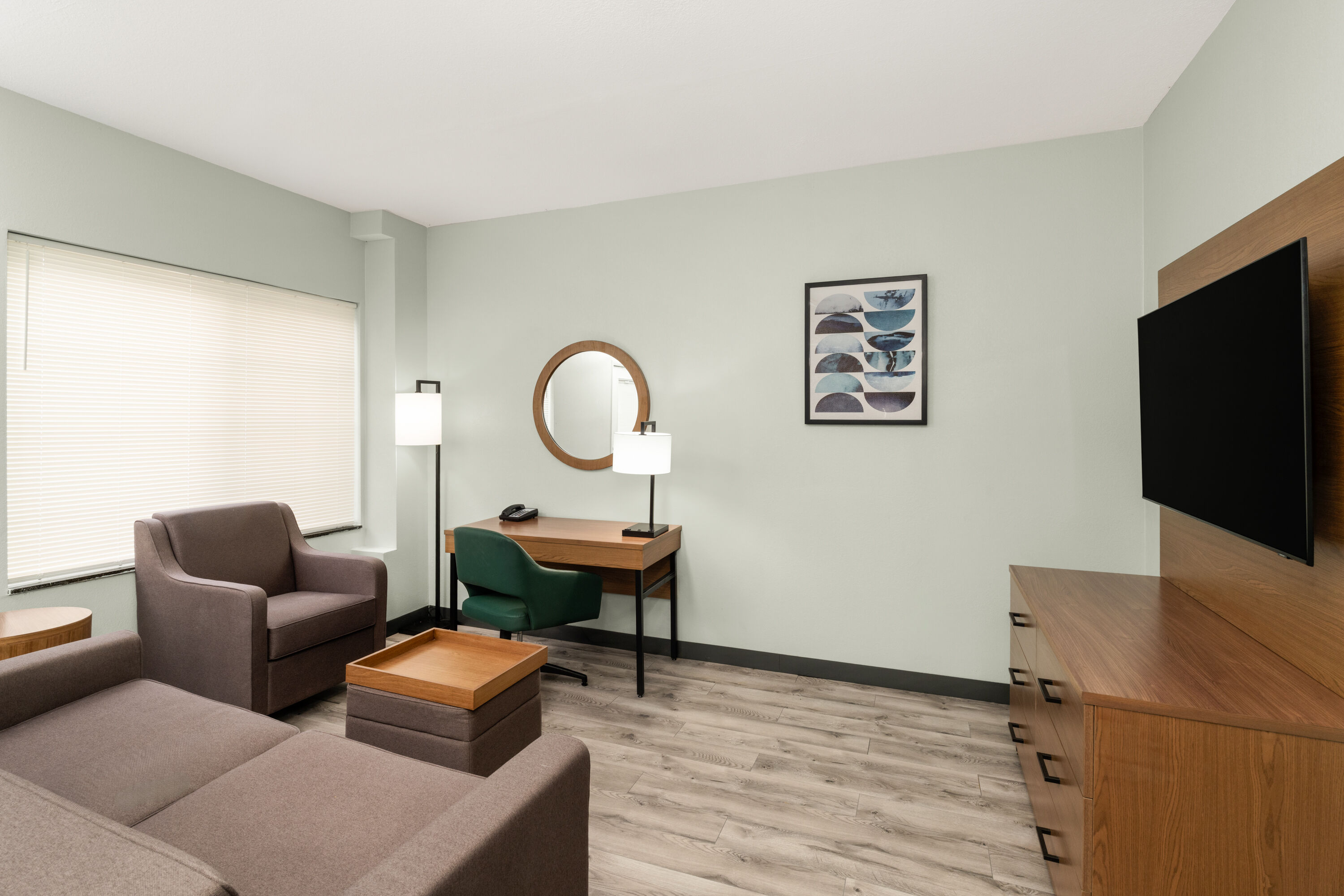 Wingate by Wyndham Mansfield OH suite in Mansfield, Ohio