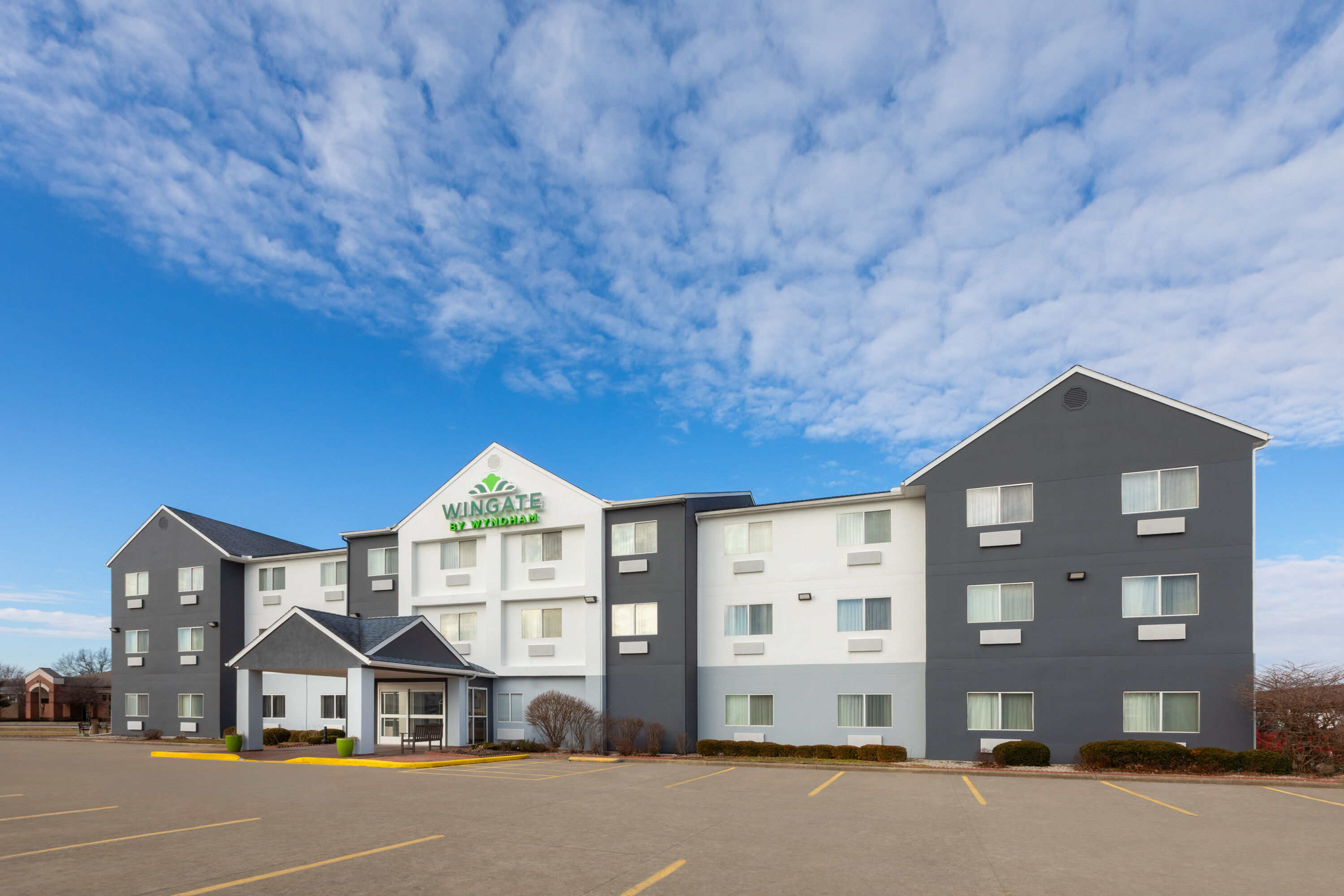 Wingate by Wyndham Marion exterior