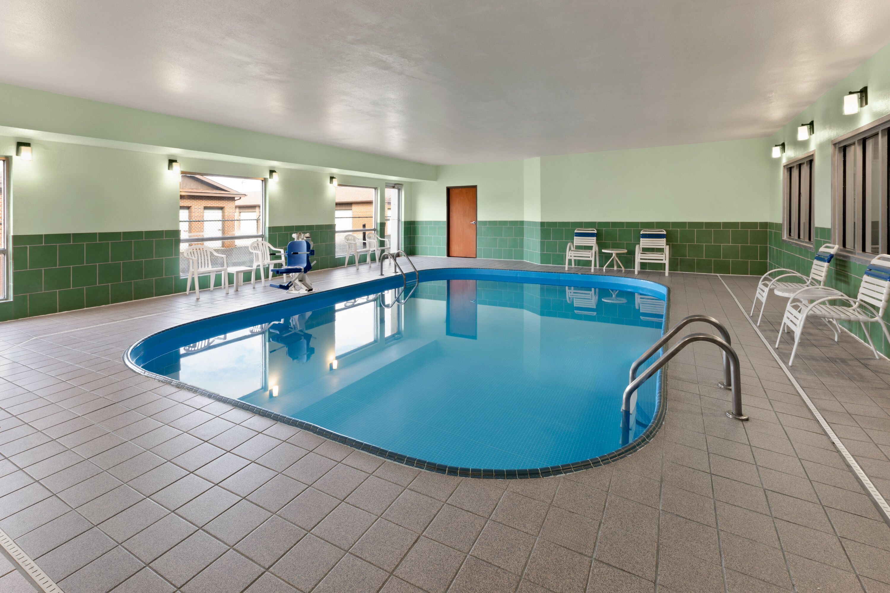 Indoor pool at the Wingate by Wyndham Marion in Marion, Ohio