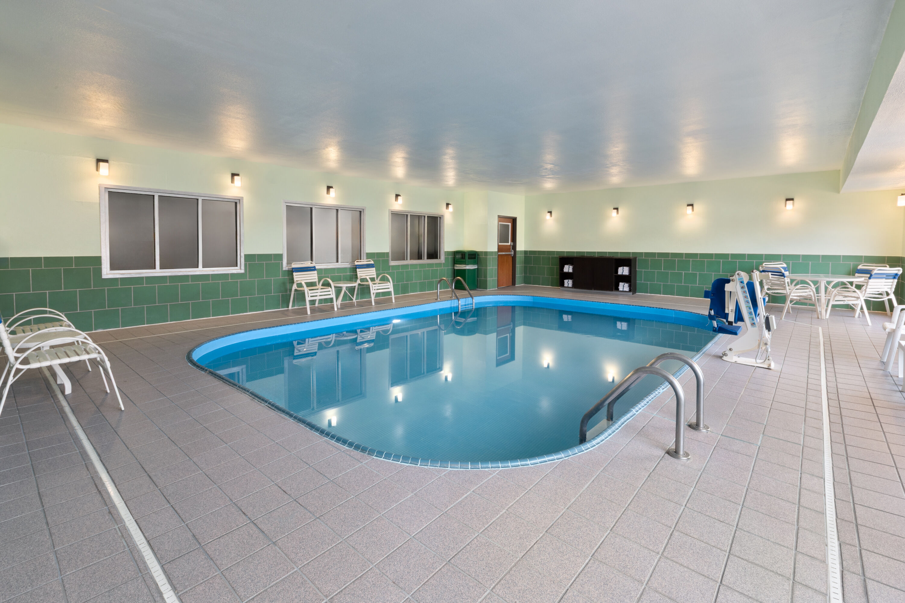 Indoor pool at the Wingate by Wyndham Marion in Marion, Ohio