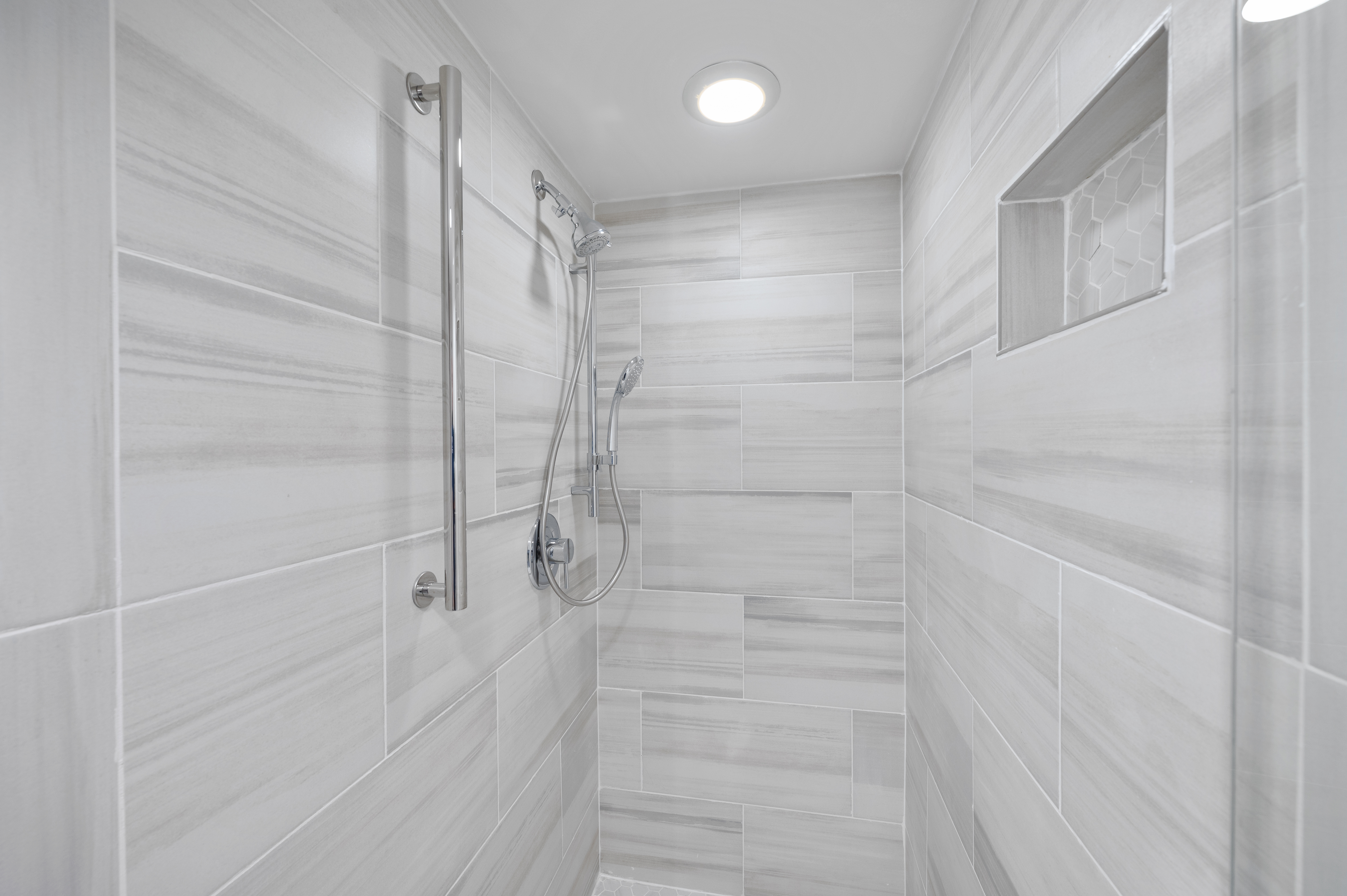 Wingate by Wyndham Sylvania/Toledo suite in Sylvania, Ohio