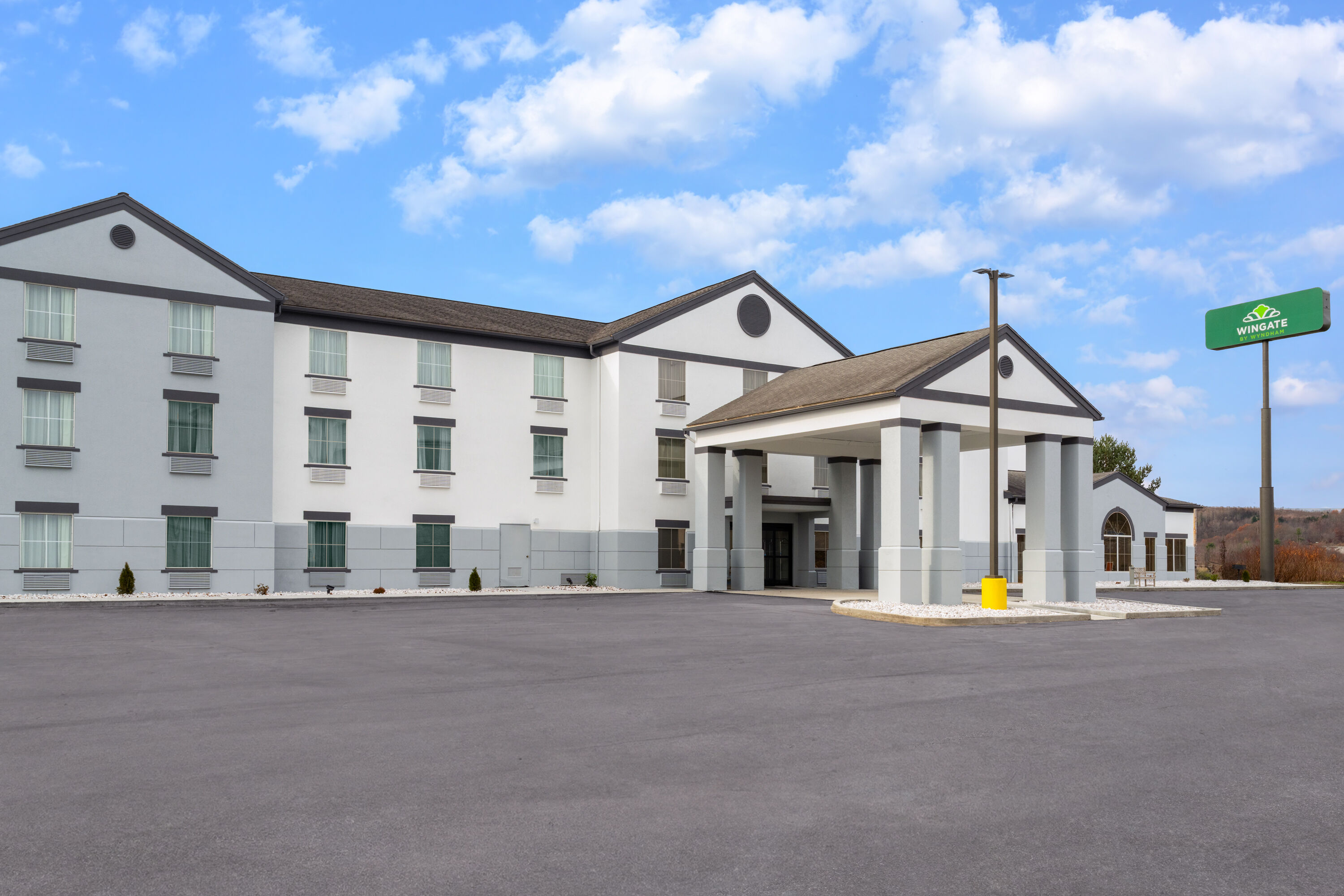 Exterior Day Image of Wingate by Wyndham Clearfield hotel in Clearfield, Pennsylvania